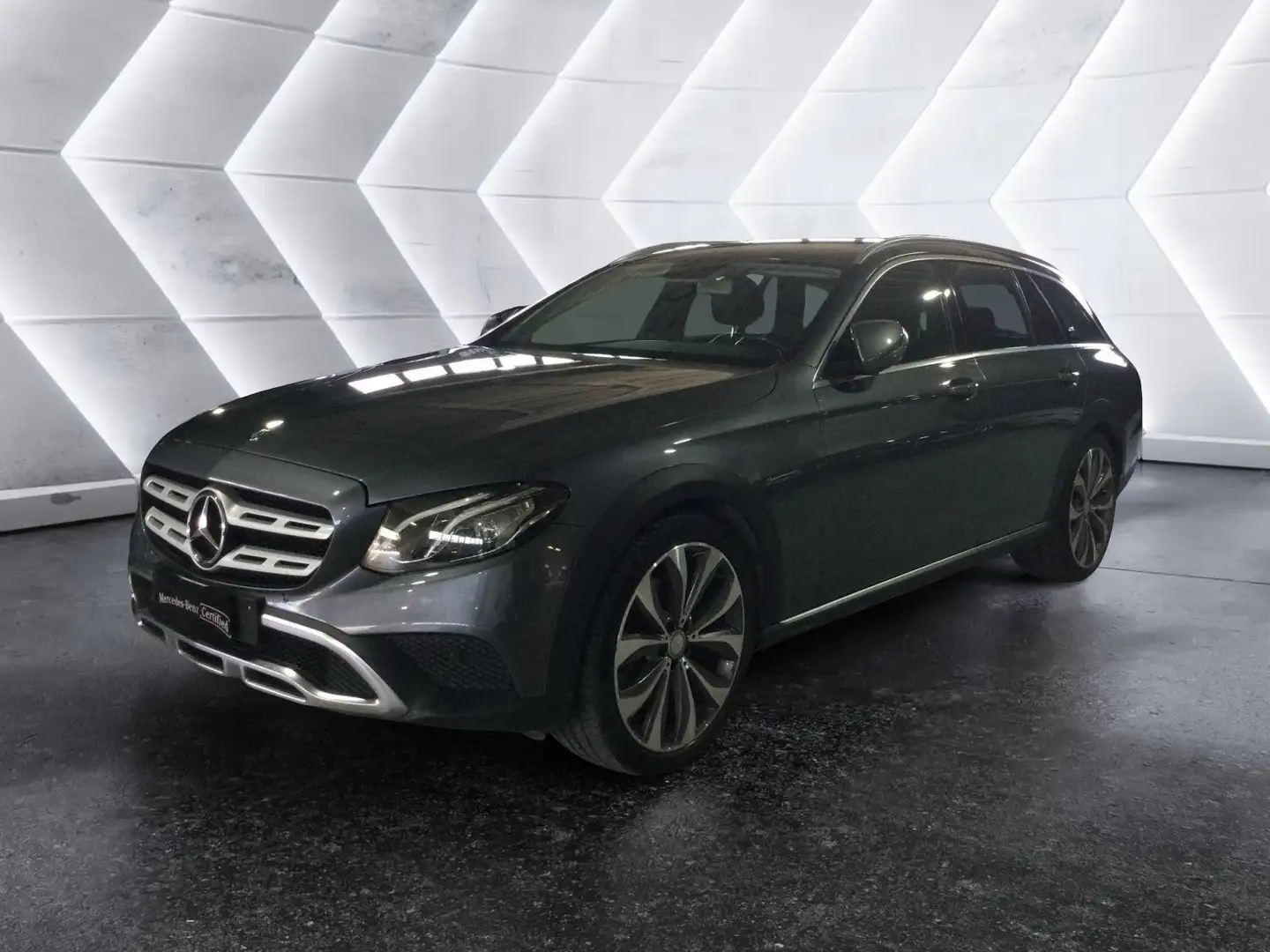 Mercedes-Benz E 220 E 220d S.W. 4Matic Auto Business Sport All-Terrain Grigio - 1