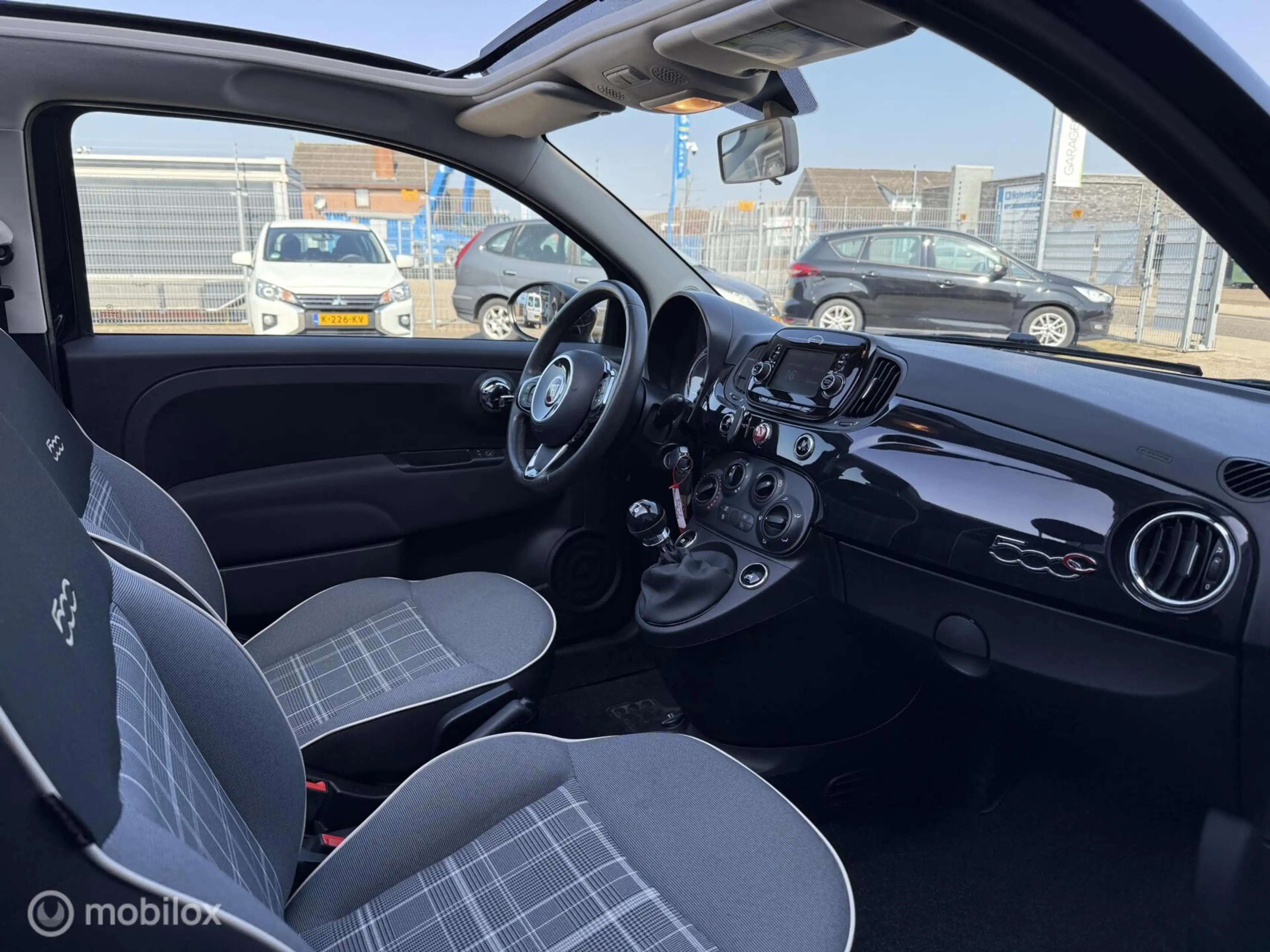 Fiat 500 1.2 Lounge — photo 9