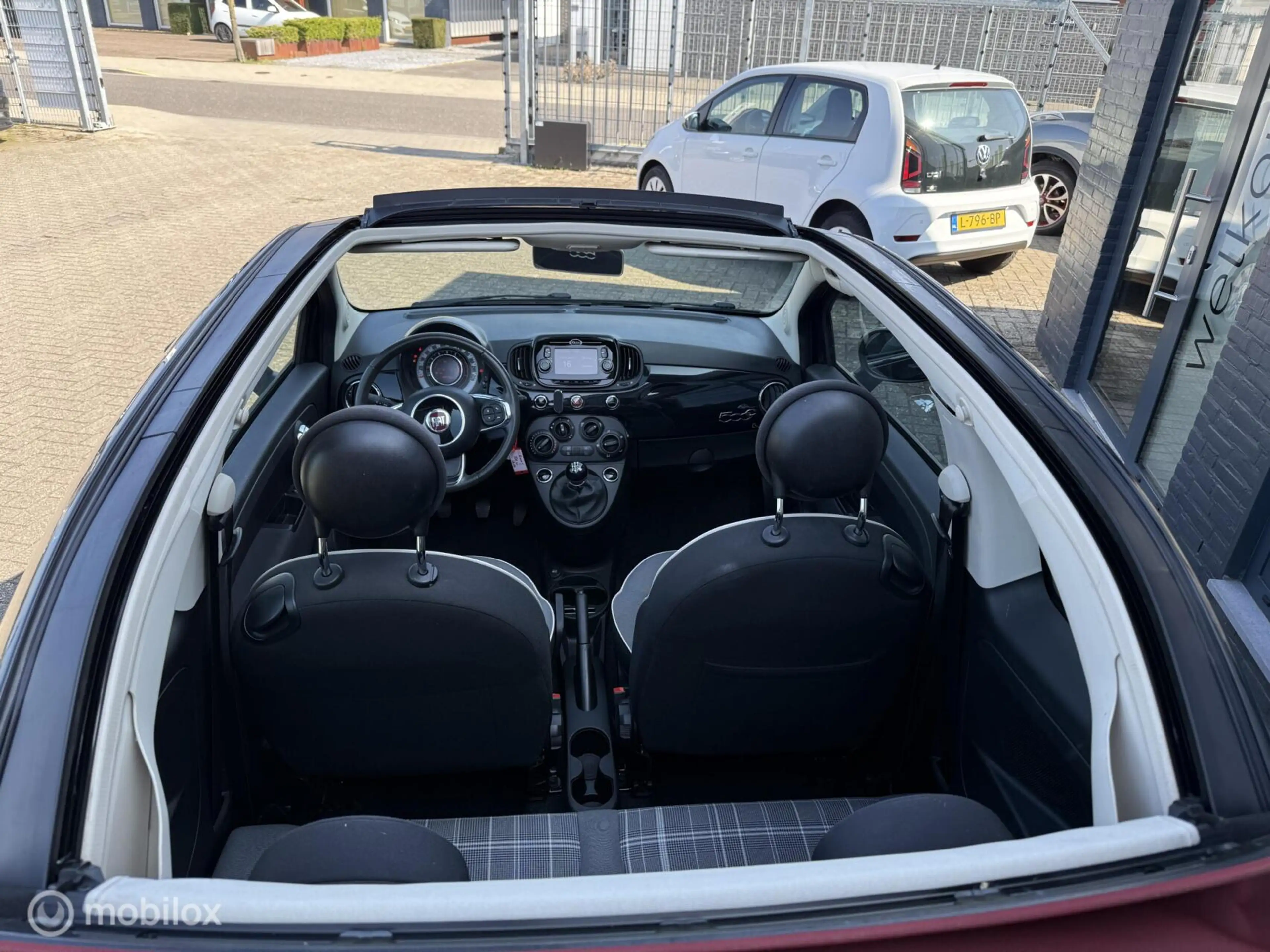 Fiat 500 1.2 Lounge — photo 16