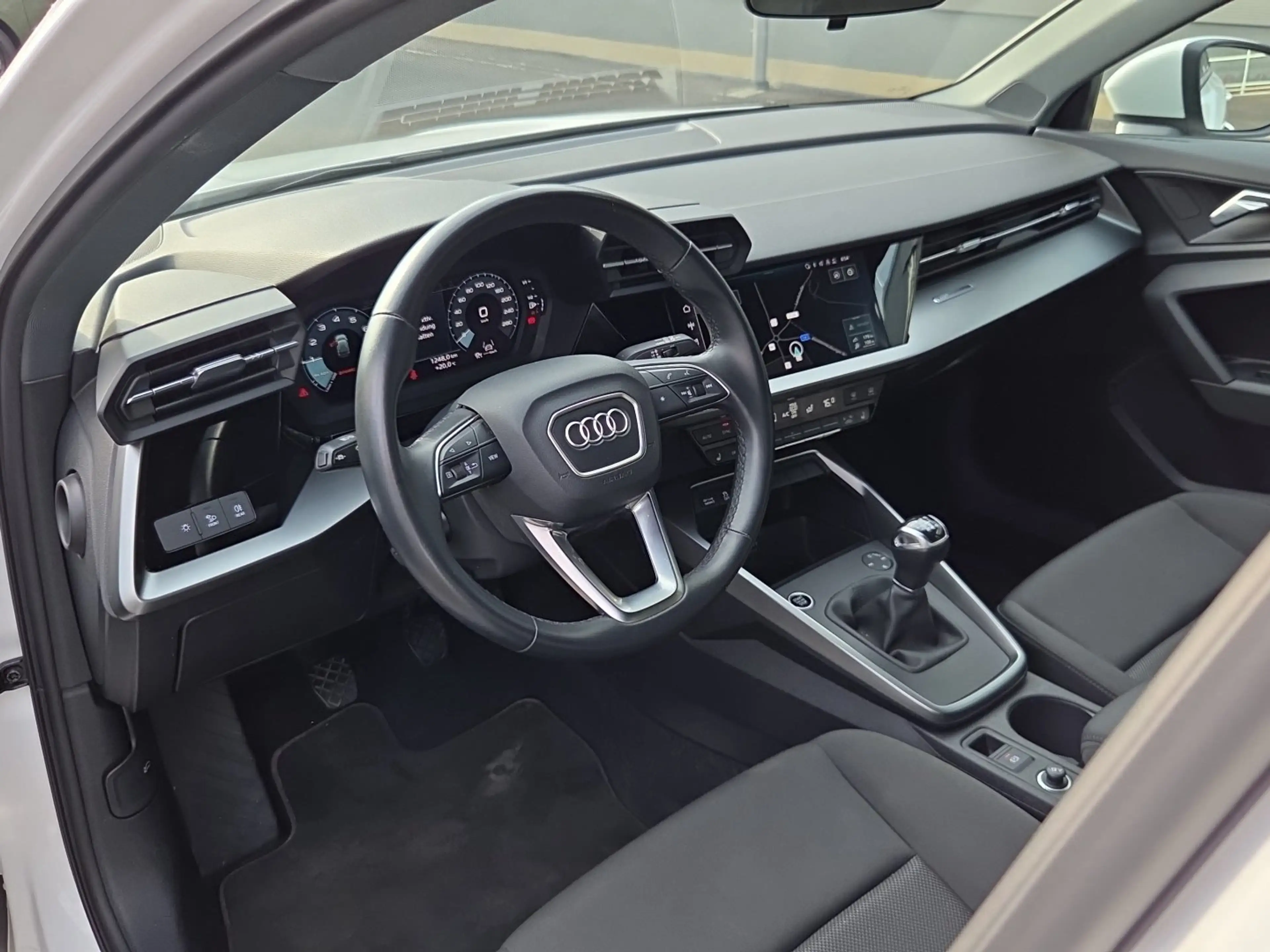 Audi A3 30 TFSI intense — photo 8