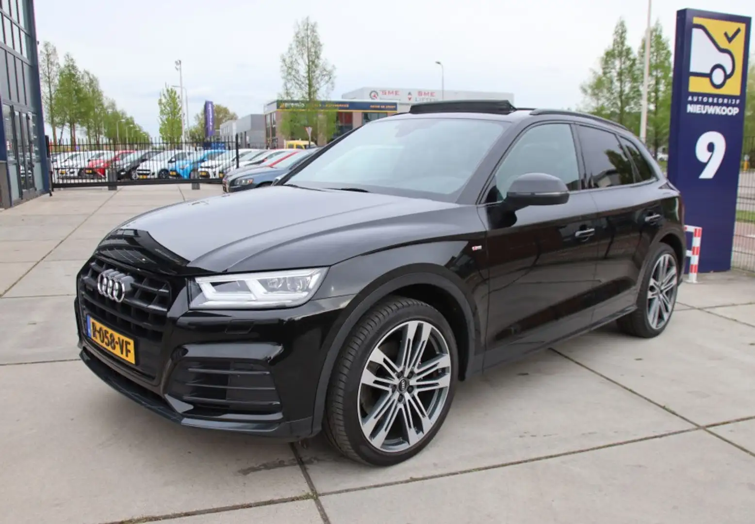 Audi Q5 50 TFSIe Quattro 3x S-Line Pano, HUD, Luchtvering, Schwarz - 1