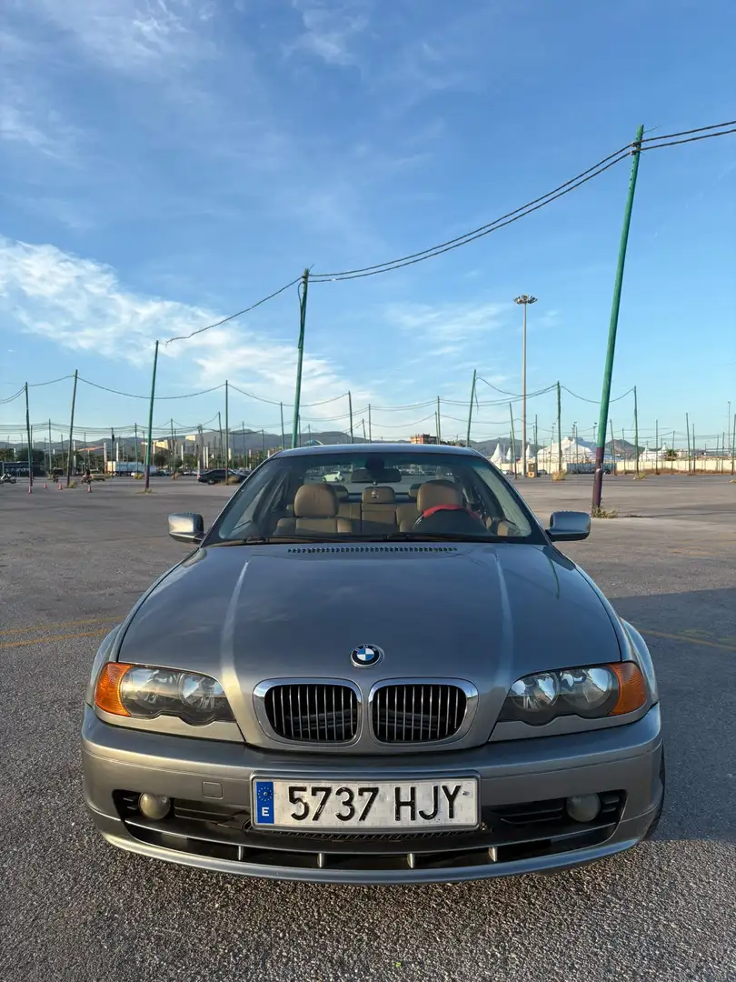 BMW 323 Ci - 2