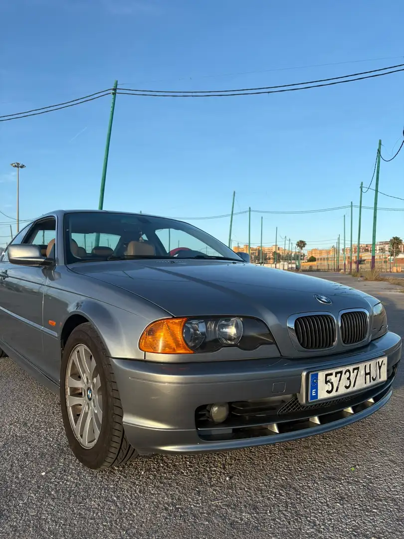 BMW 323 Ci - 1