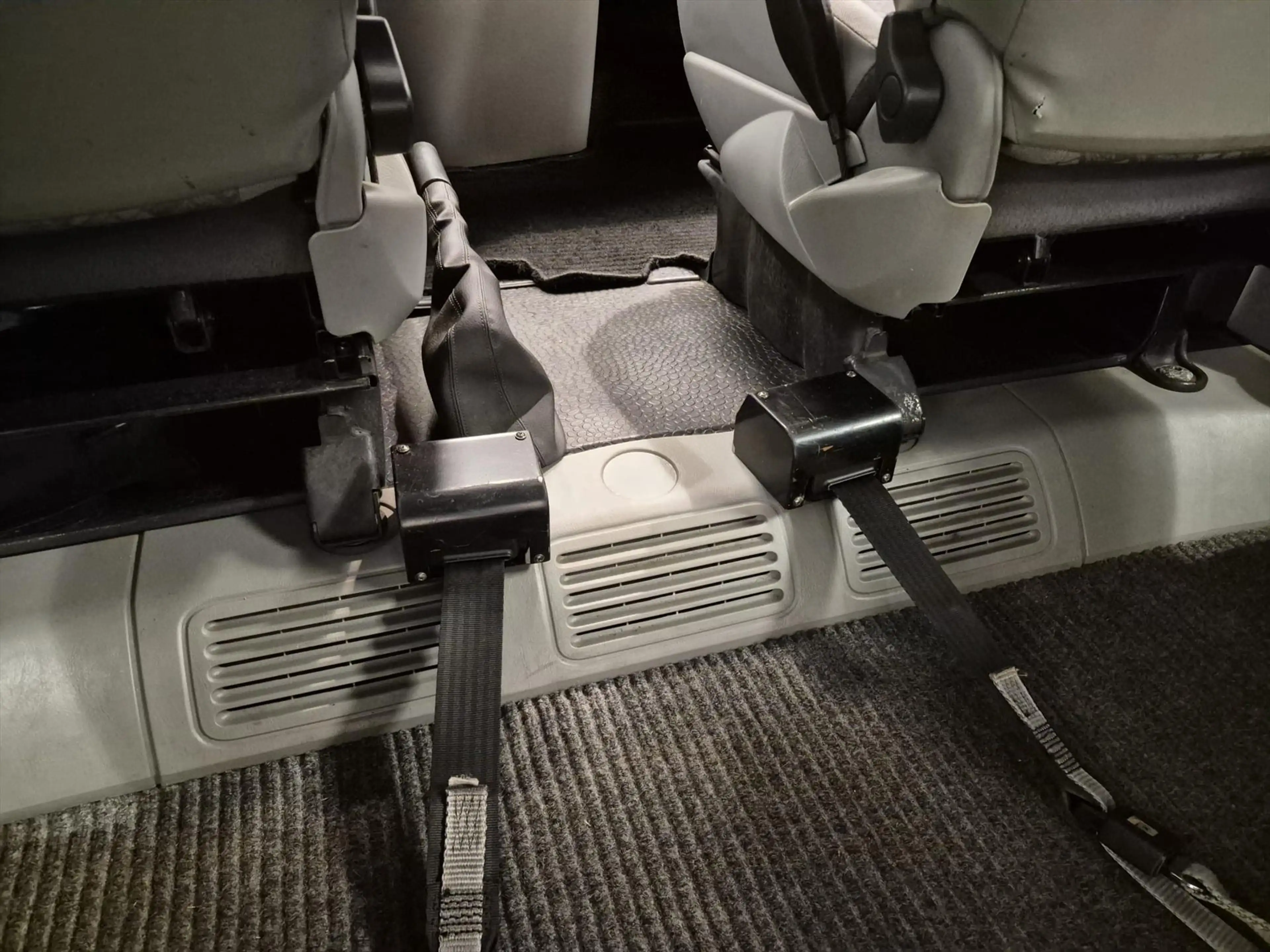 Opel Vivaro L1H1 Rolstoelbus - LAGE KM-STAND — photo 15
