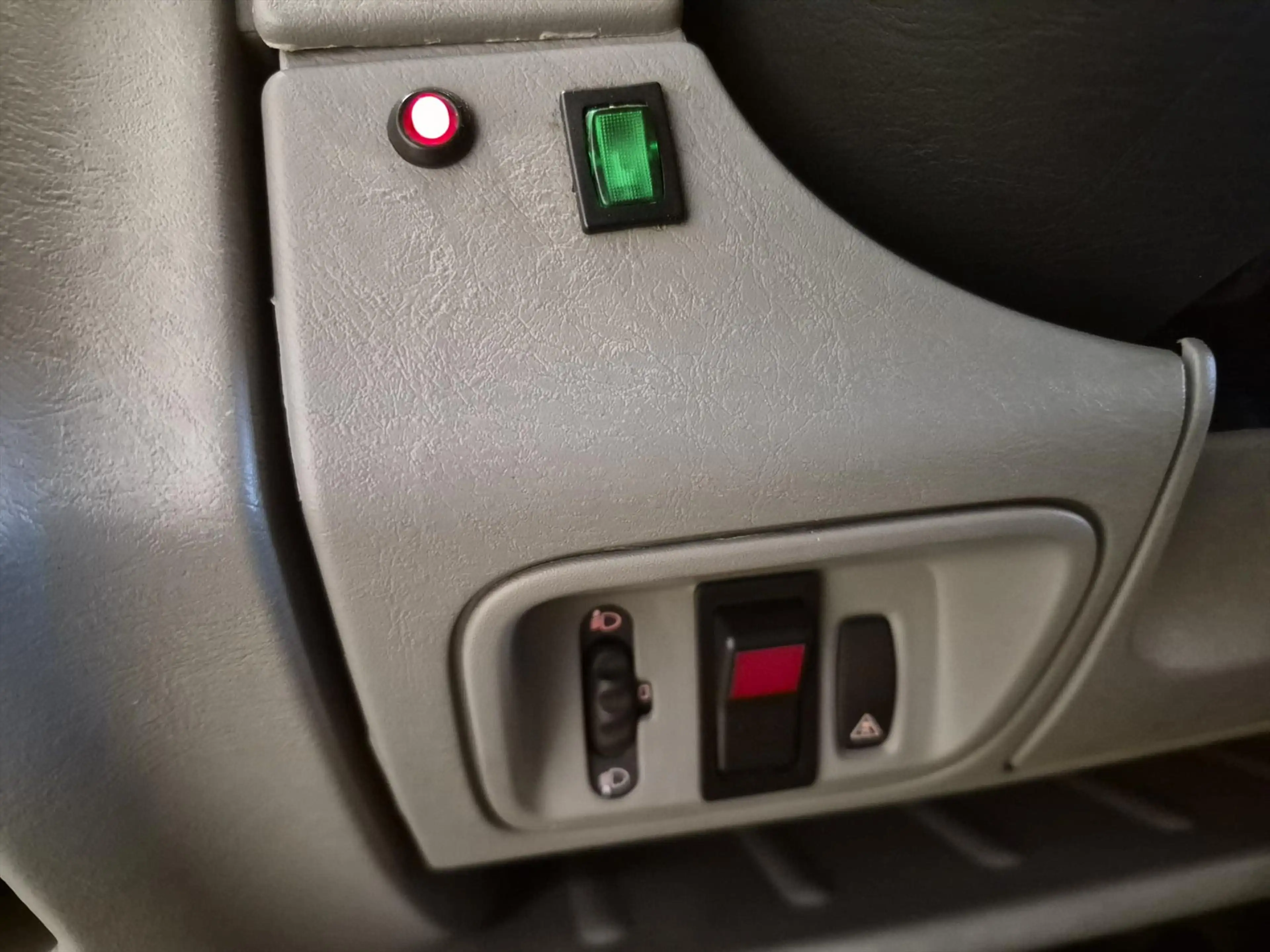Opel Vivaro L1H1 Rolstoelbus - LAGE KM-STAND — photo 25