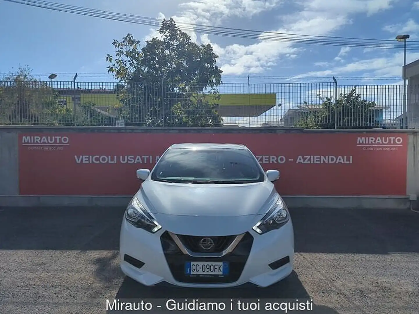 Nissan Micra 5ª serie Micra IG-T 100 5 porte N-Connecta Bianco - 2