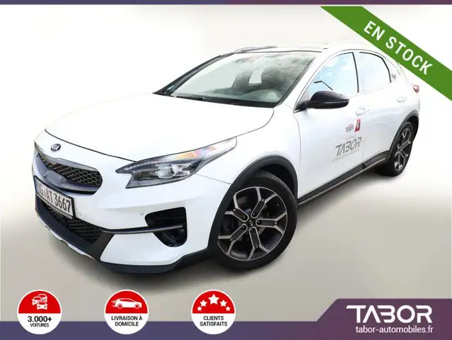 Kia XCeed 1.6 T-GDI 204 DCT Launch Edition Pano