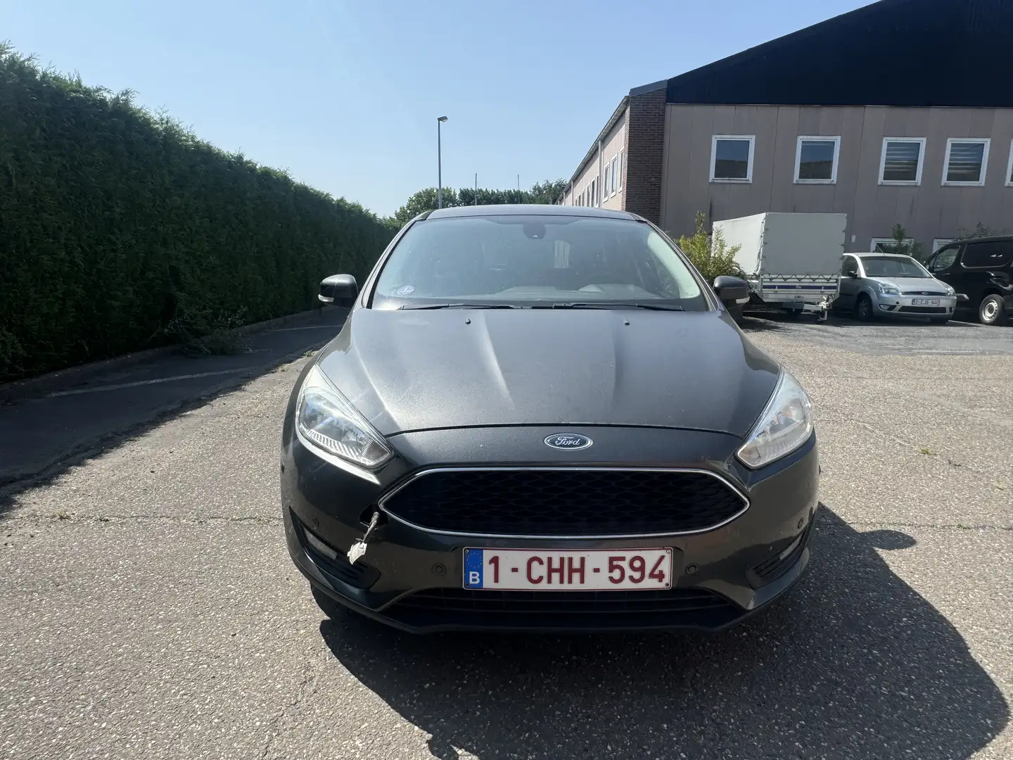 Ford Focus Turnier 1.0 EcoBoost EXPORT ONLY Zilver - 2