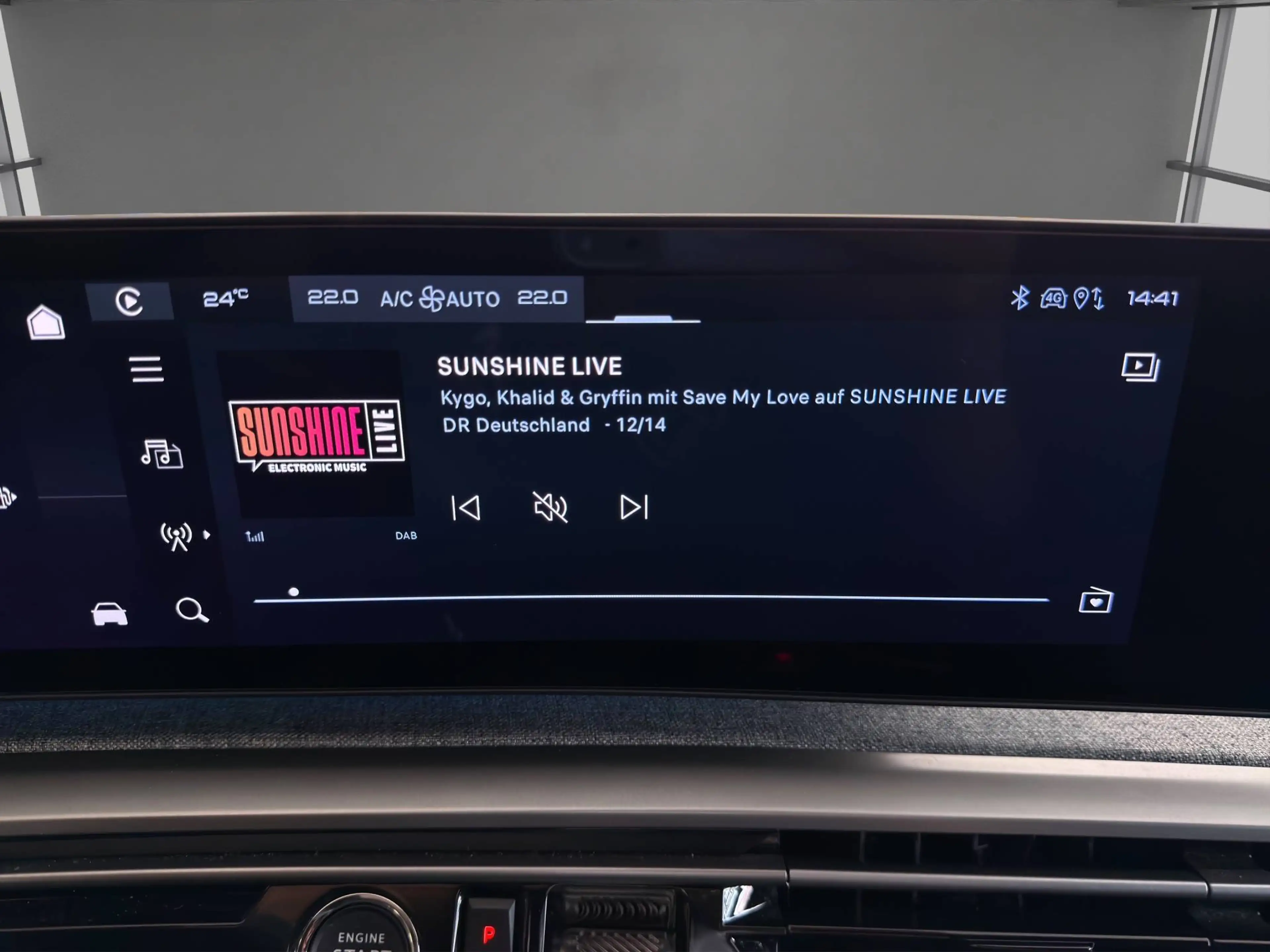 Peugeot 3008 Allure 1.2 145 e-DSC6 Mild-Hybrid LED/DAB/SHZ/PDC/RFK/NAVI — photo 10