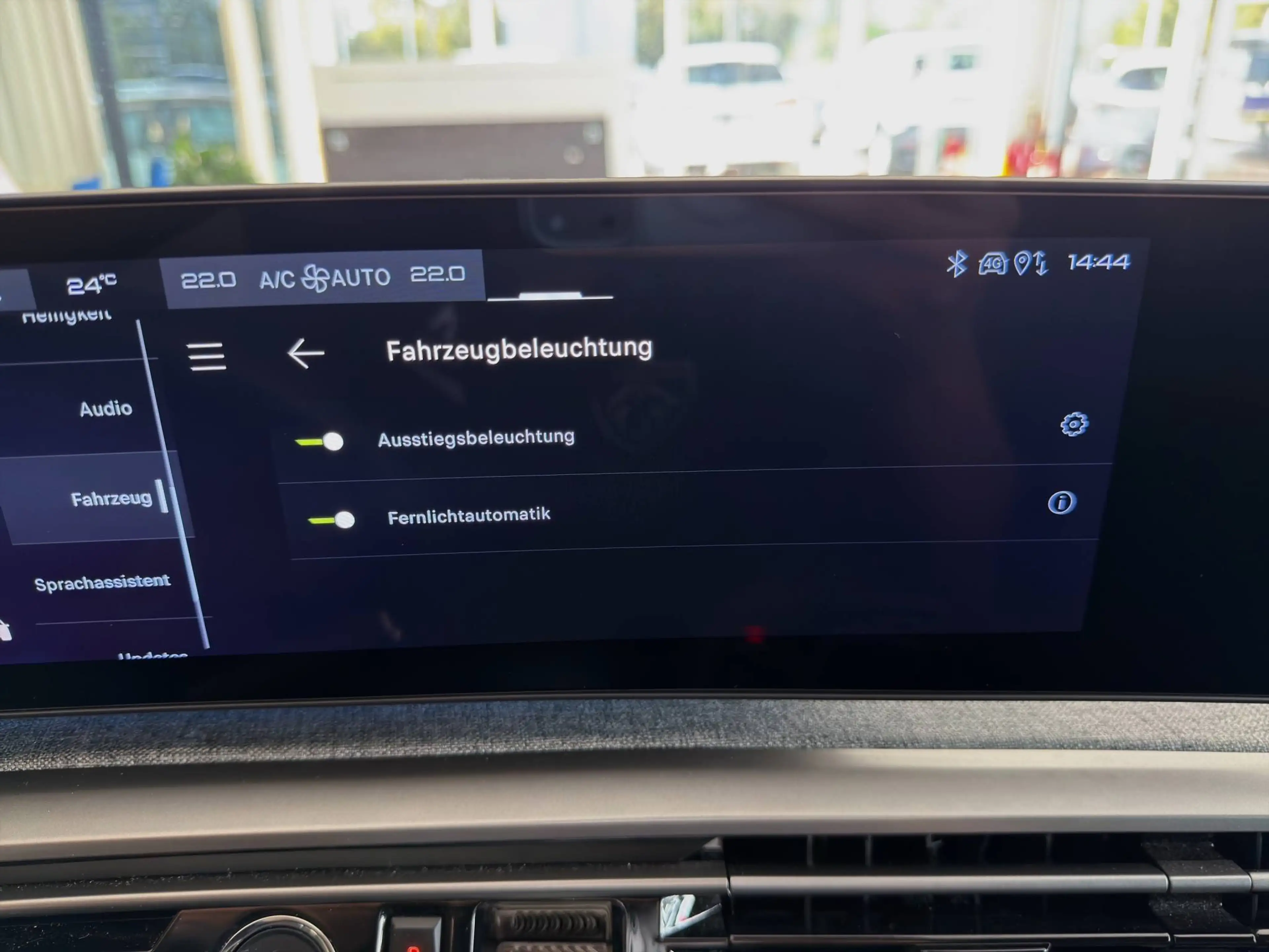 Peugeot 3008 Allure 1.2 145 e-DSC6 Mild-Hybrid LED/DAB/SHZ/PDC/RFK/NAVI — photo 18