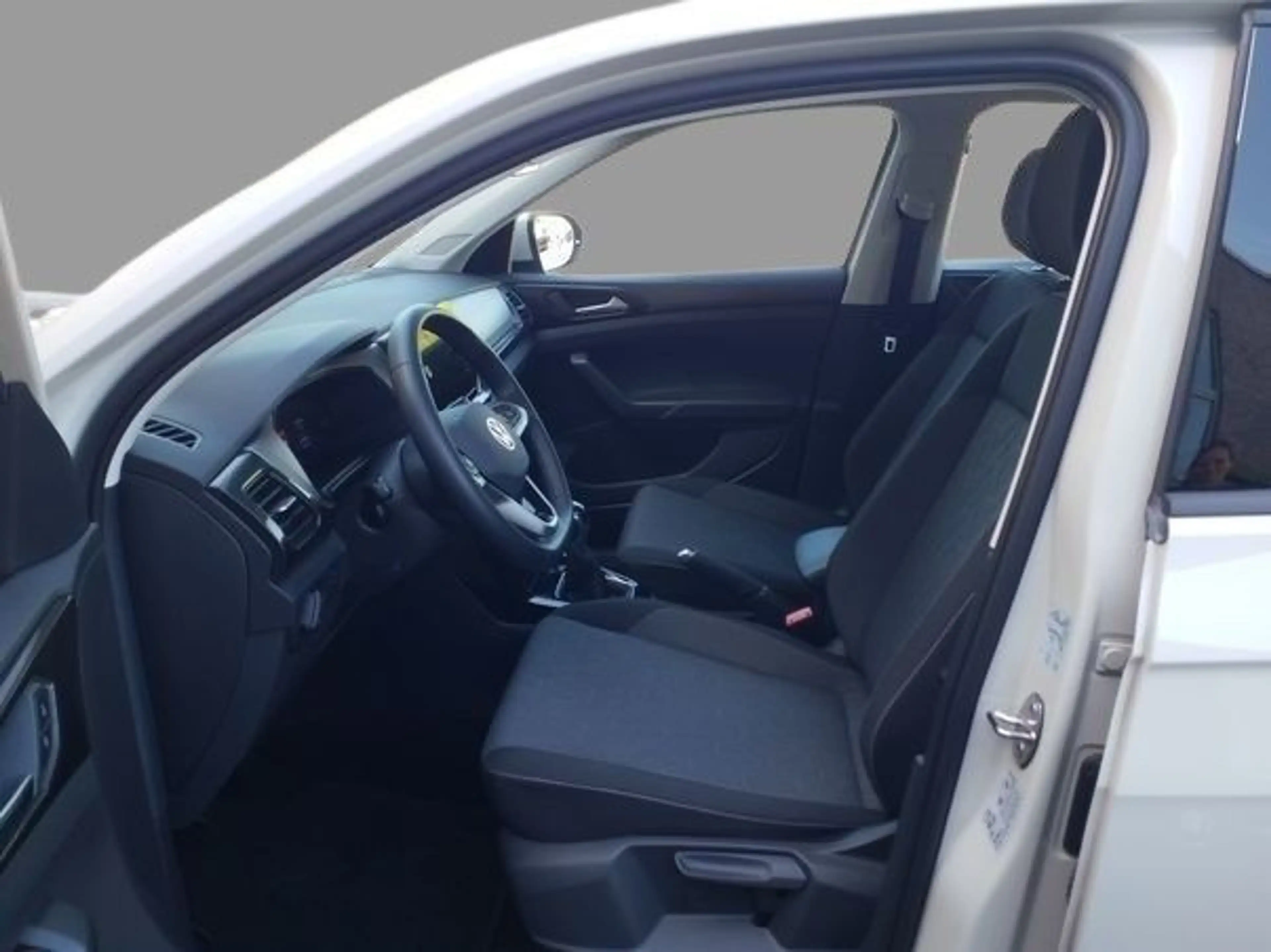 Volkswagen T-Cross 1.0 TSI Life — photo 6