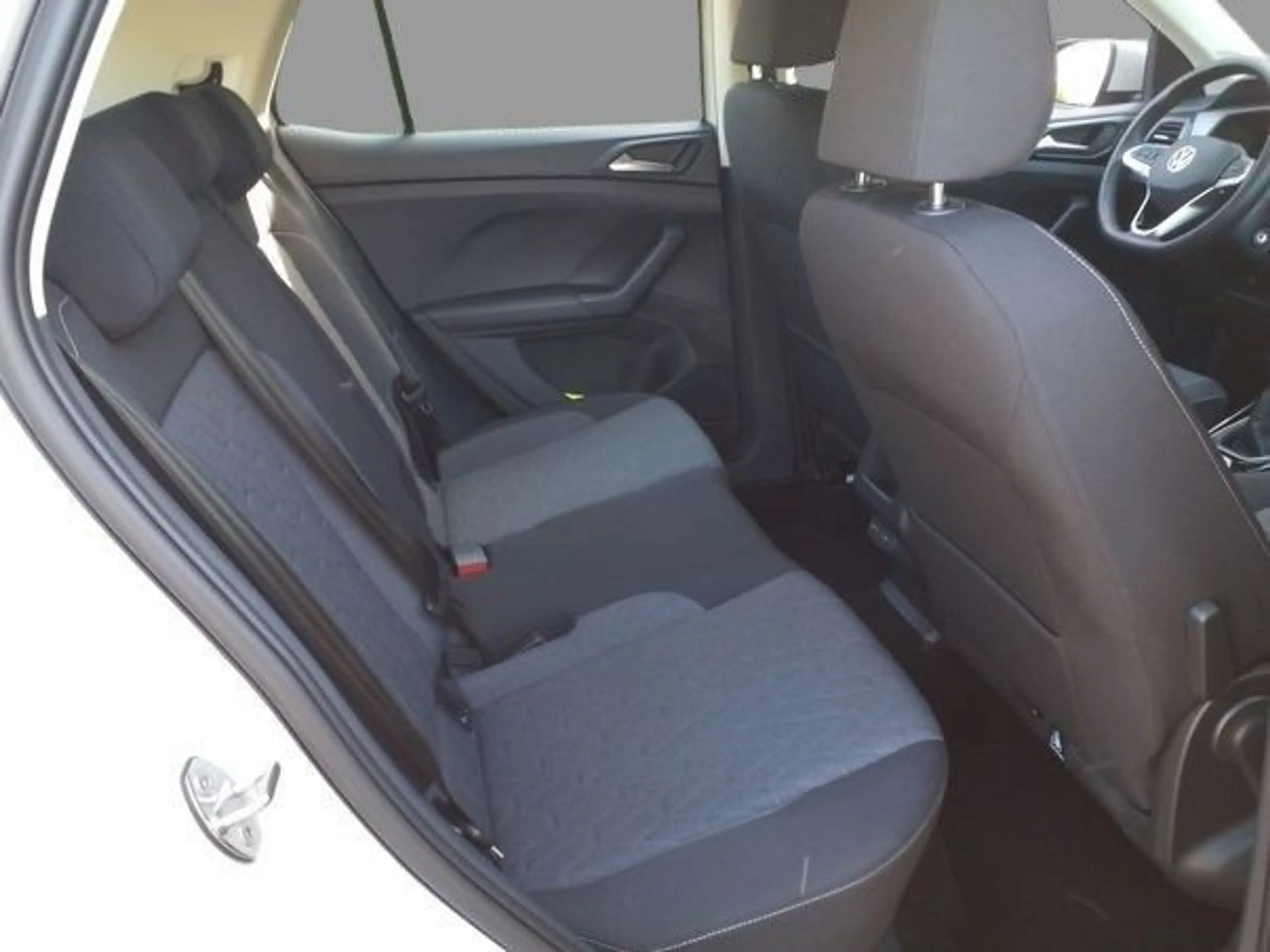 Volkswagen T-Cross 1.0 TSI Life — photo 8