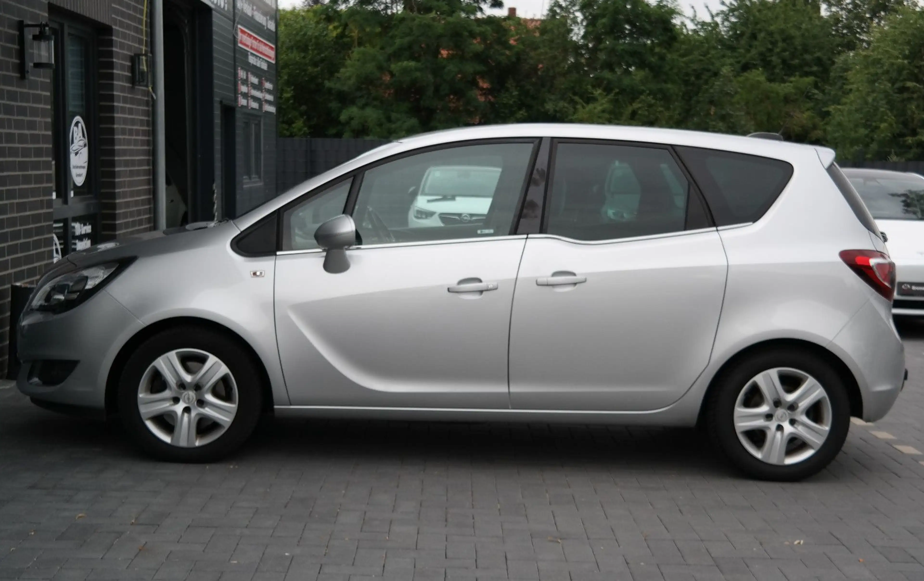 Opel Meriva B Innovation*Klima*KAM*NAVI*PDC*SHZ*AHK* — photo 8