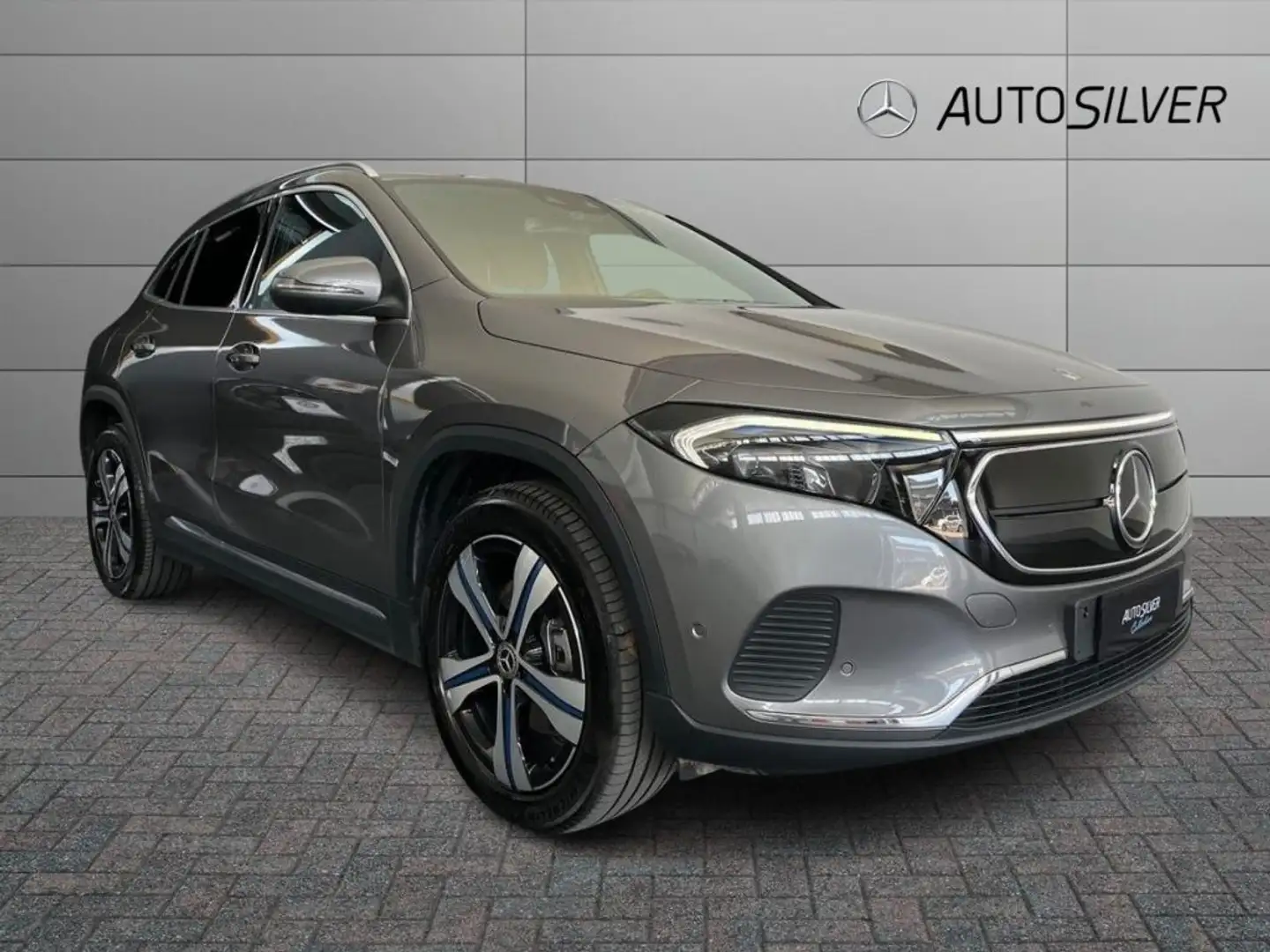 Mercedes-Benz EQA 250 Sport Plus Grigio - 1