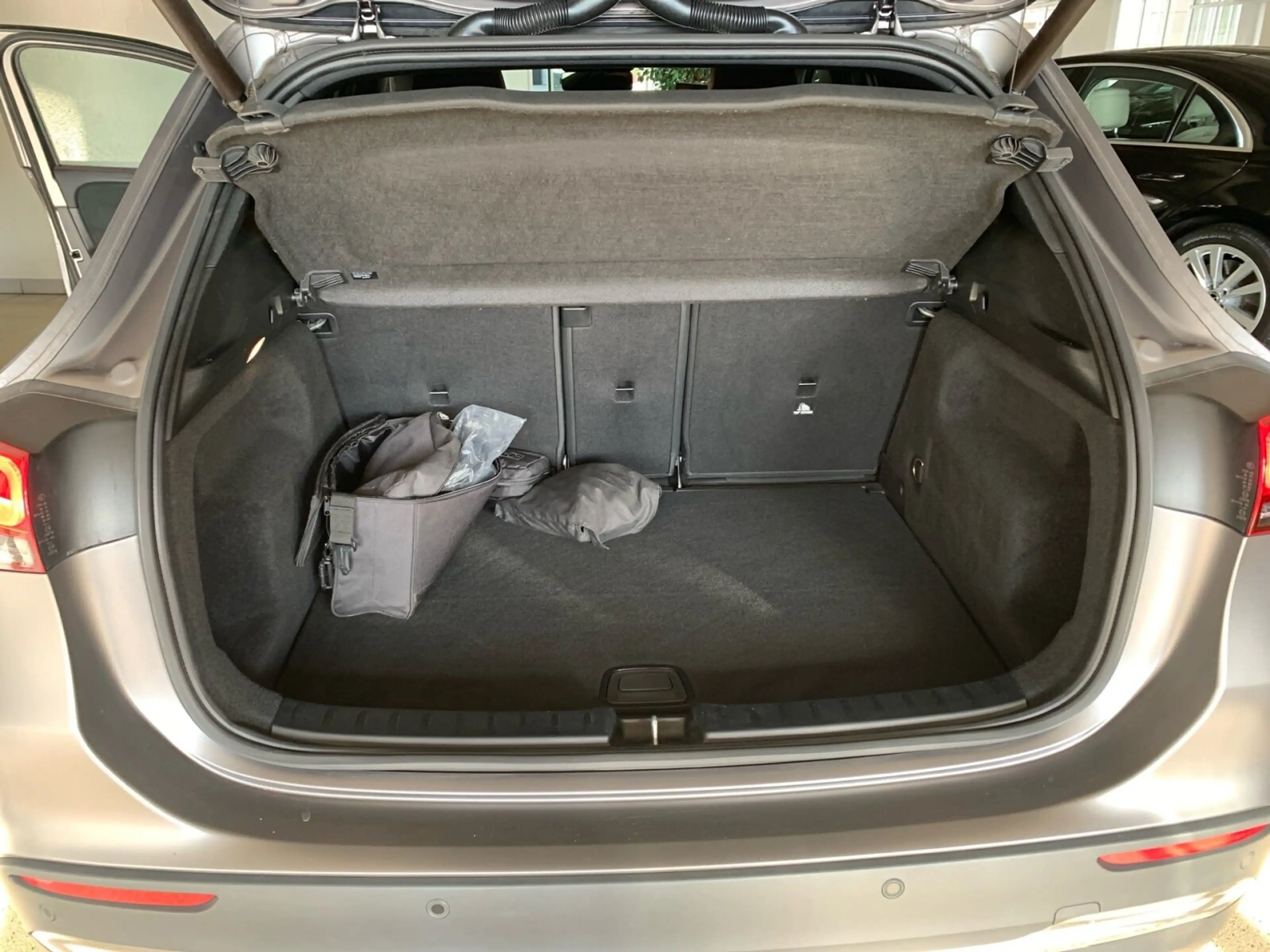 Mercedes-Benz GLA 250 GLA 250 e *AMG*PANO*360°KAM*MBEAM*BURM*AHK*SHZ* — photo 12