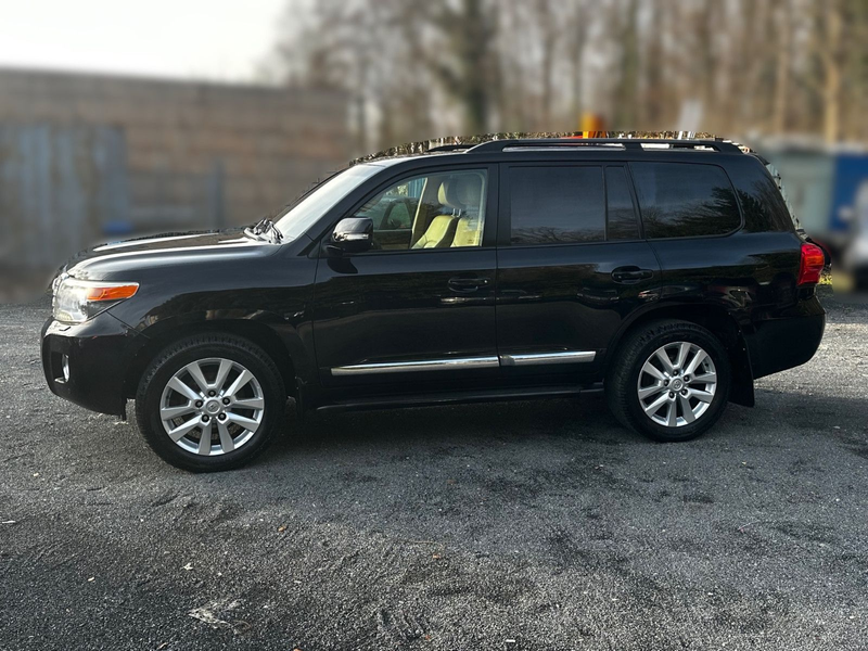 Toyota Land Cruiser 4.5 V8-D-4D Executive*7-SITZER* — photo 2