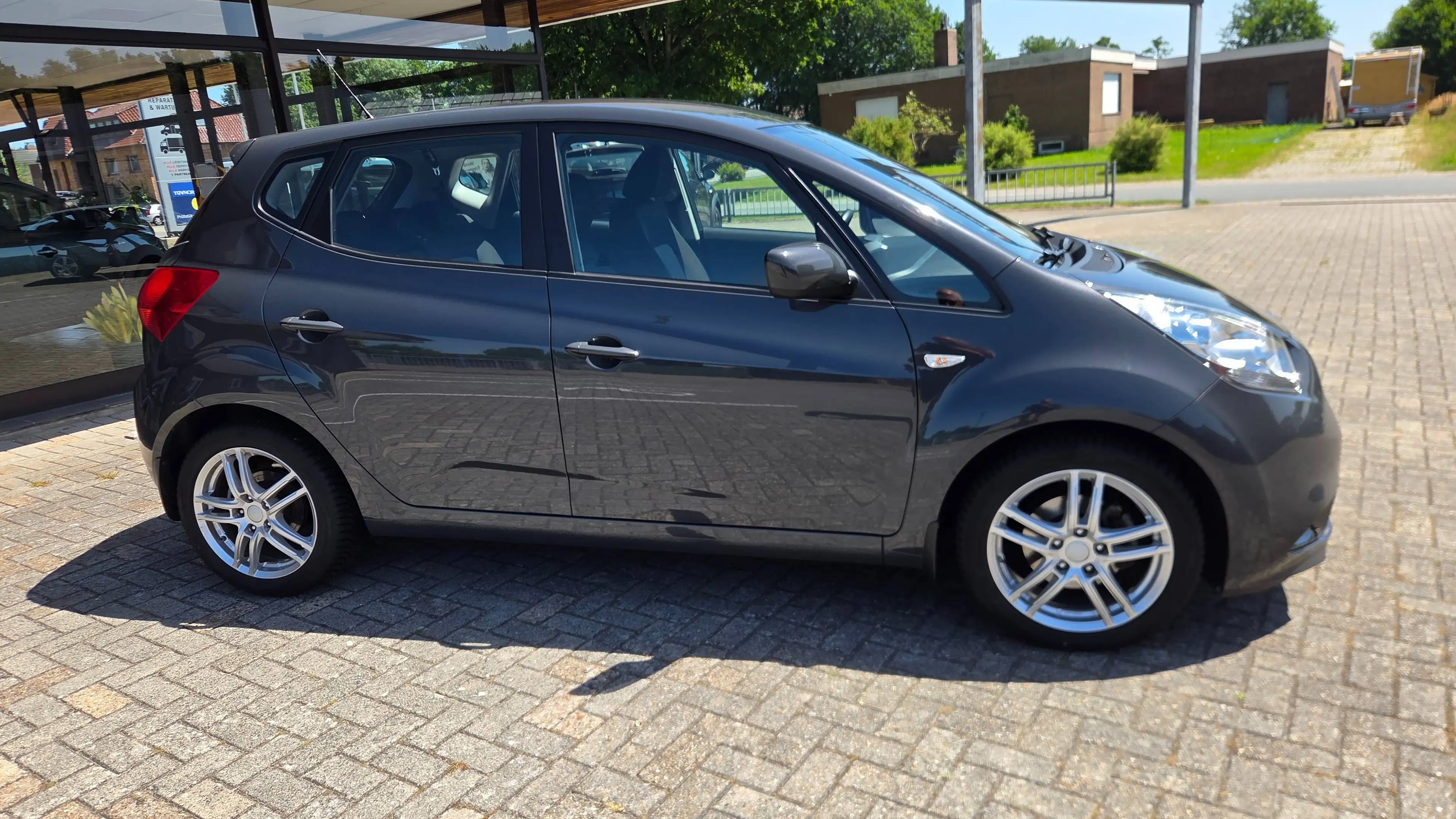 Kia Venga Spirit — photo 7