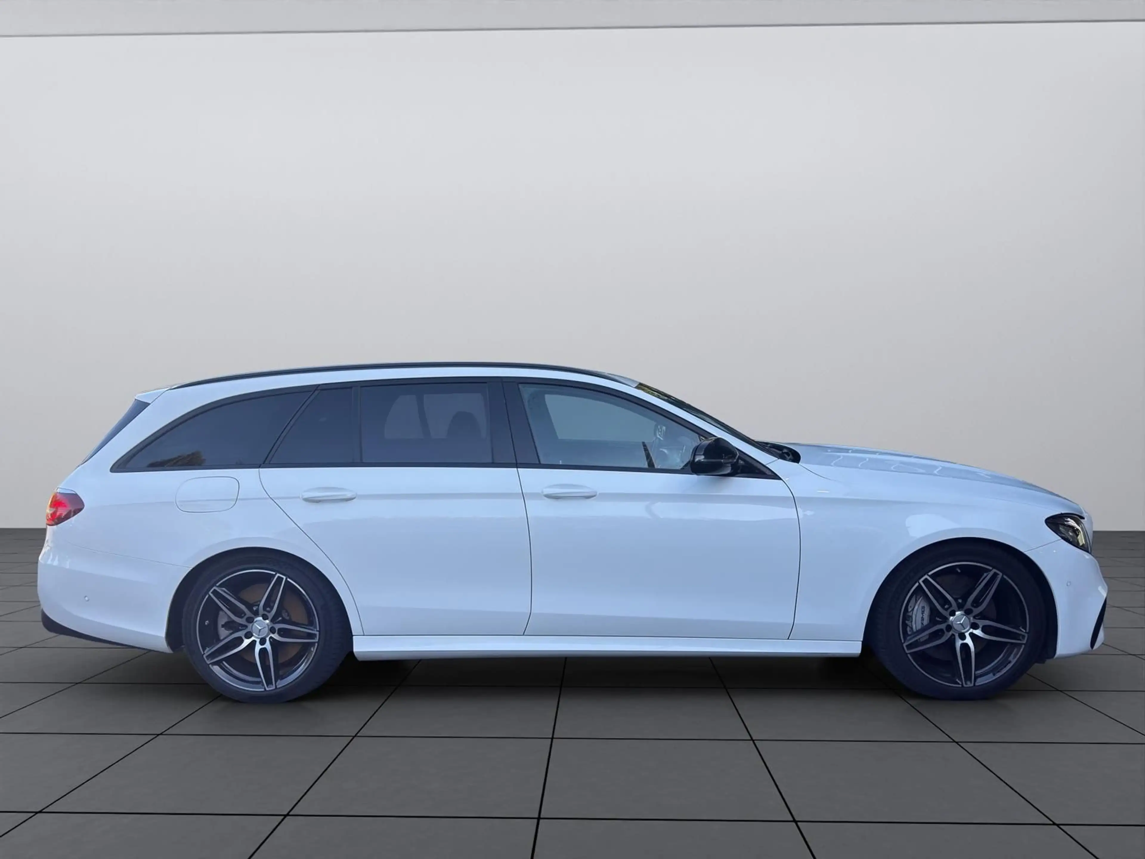 Mercedes-Benz E 53 AMG 4 Matic|KAM|CARPLAY|AHK — photo 7