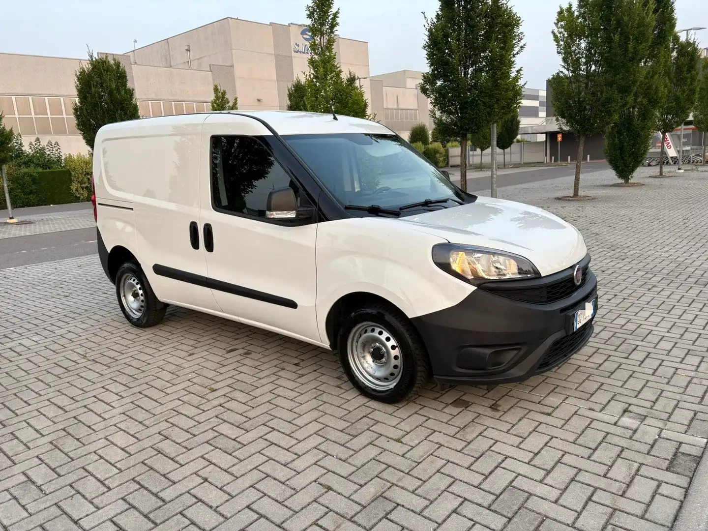 Fiat Doblo 1.6 MJET 90CV Bianco - 2
