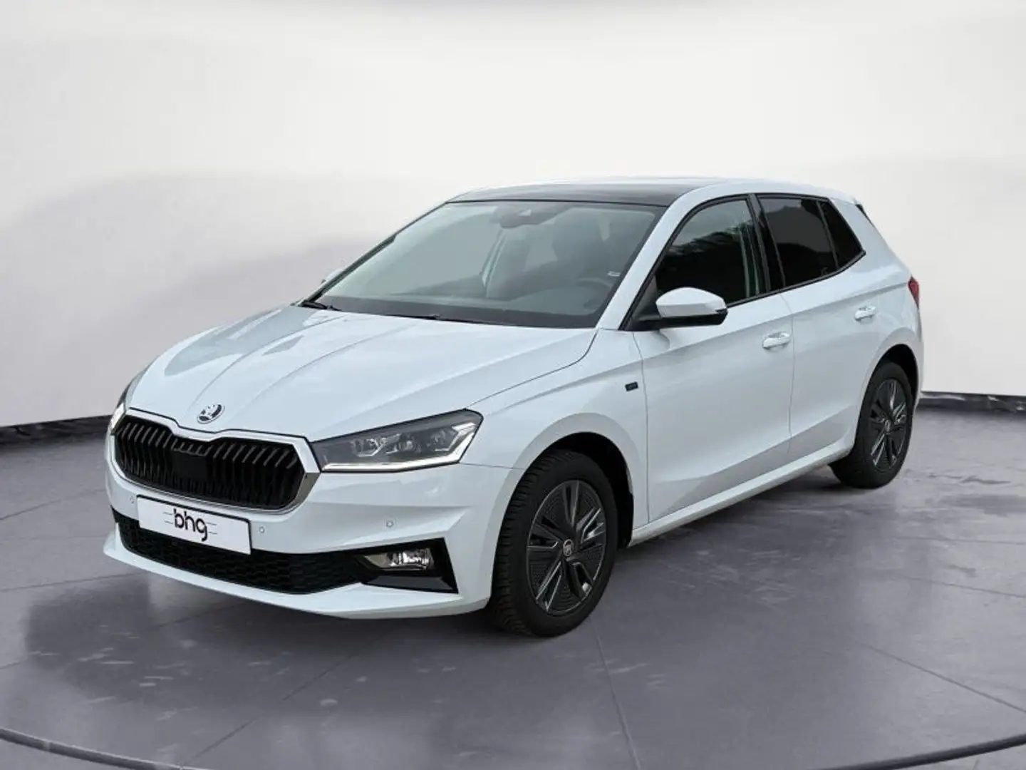 Skoda Fabia 1.0 TSI DSG Drive Klima Navi Pano Weiß - 2