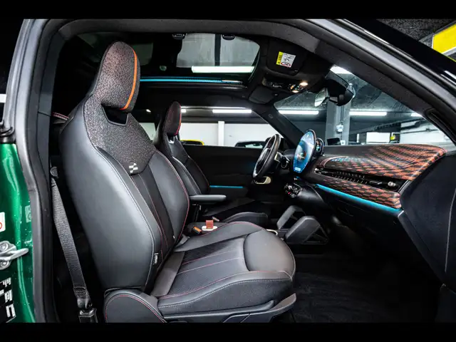 Mini Cooper Cooper view 13