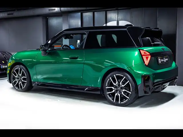 Mini Cooper Cooper view 3