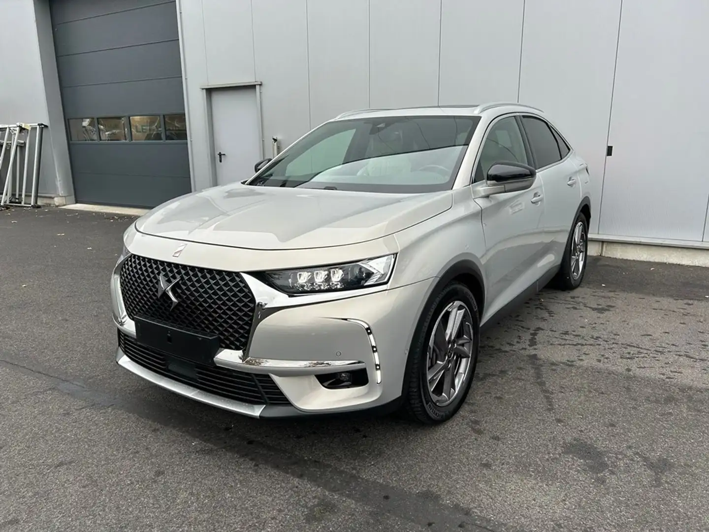 DS Automobiles DS 7 Crossback 1.6 E tense Rivoli 225pk Beige - 1