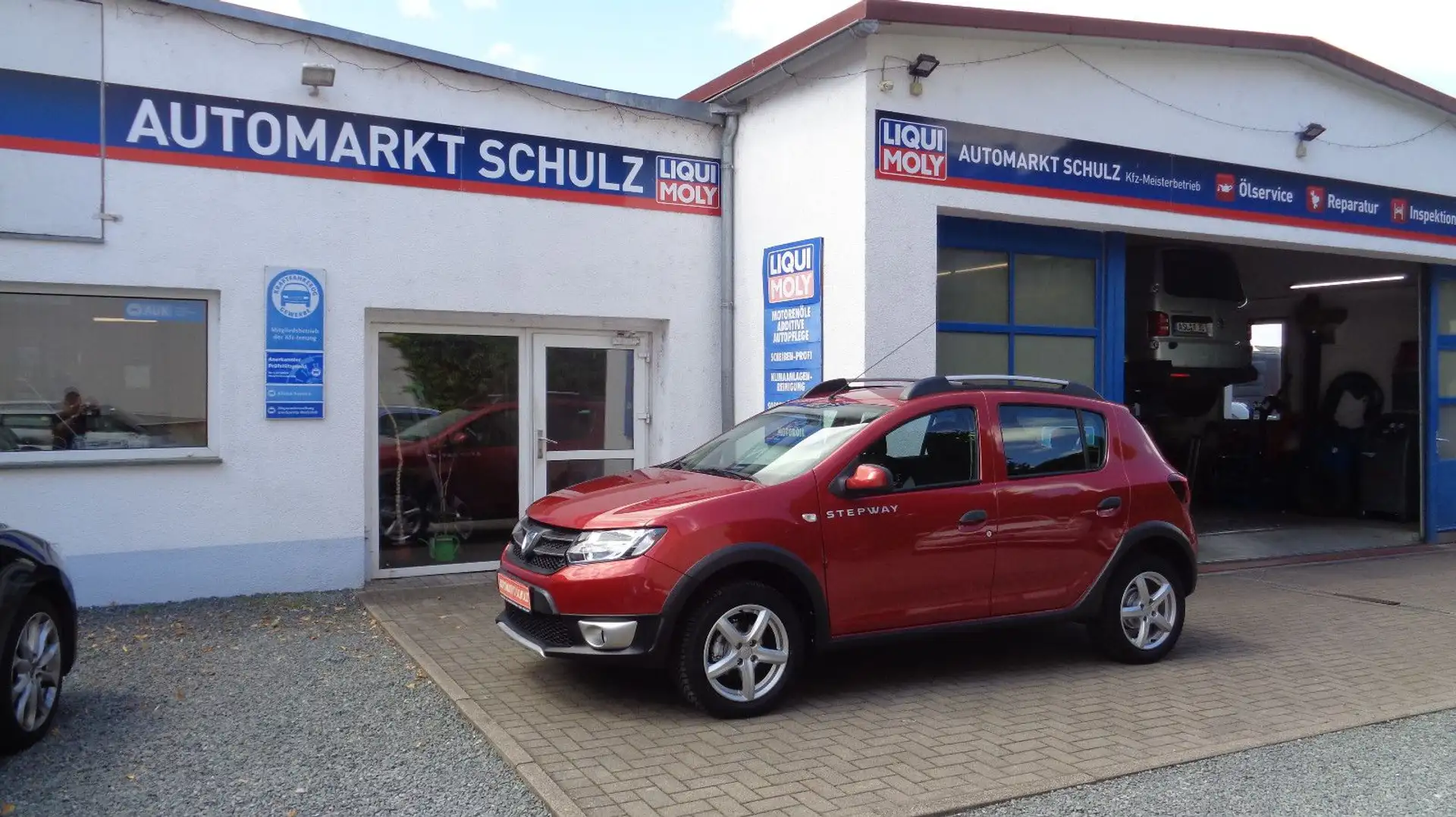 Dacia Sandero Stepway Prestige 1.Hand wenig Km GJR PDC Rot - 2