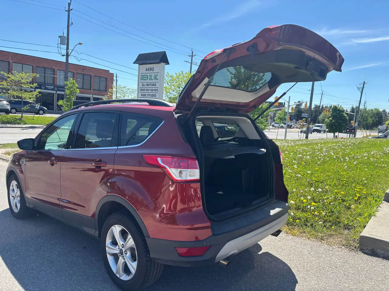Ford Escape снимка Ford Escape