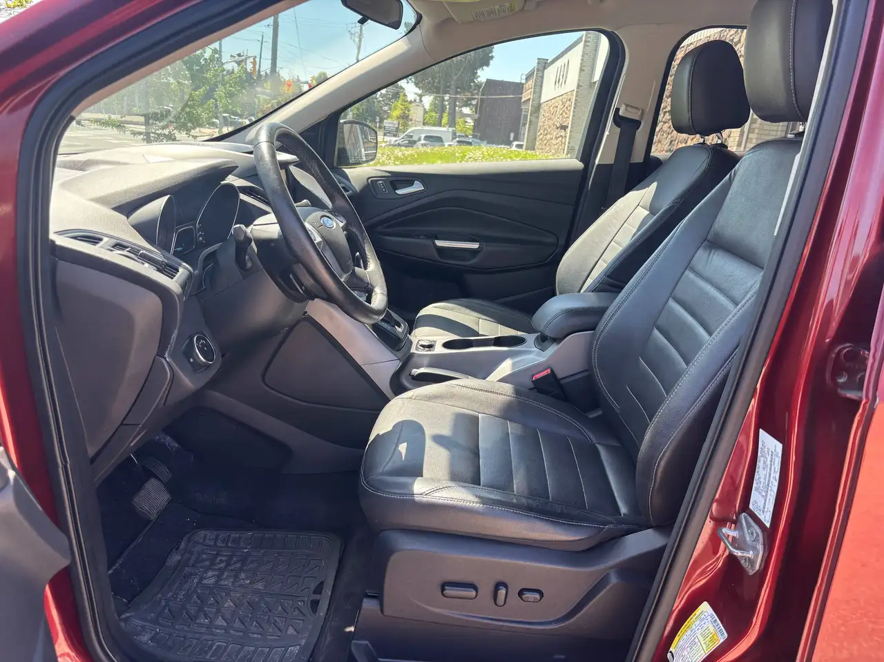 Ford Escape снимка Ford Escape