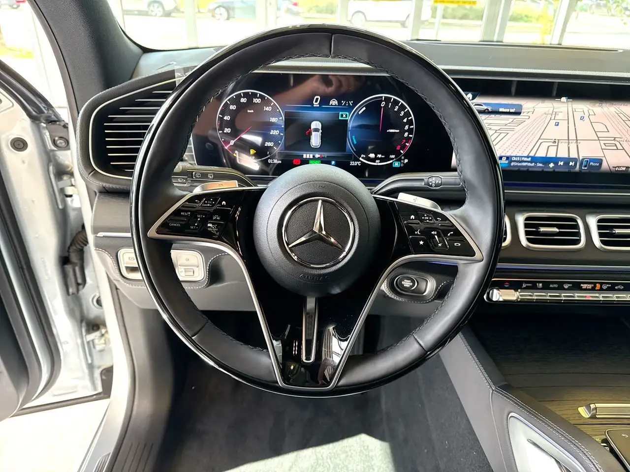Mercedes-Benz GLE снимка Mercedes-Benz GLE