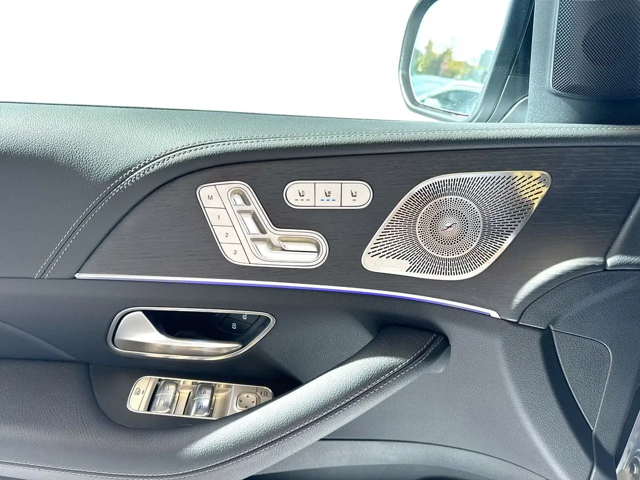 Mercedes-Benz GLE снимка Mercedes-Benz GLE