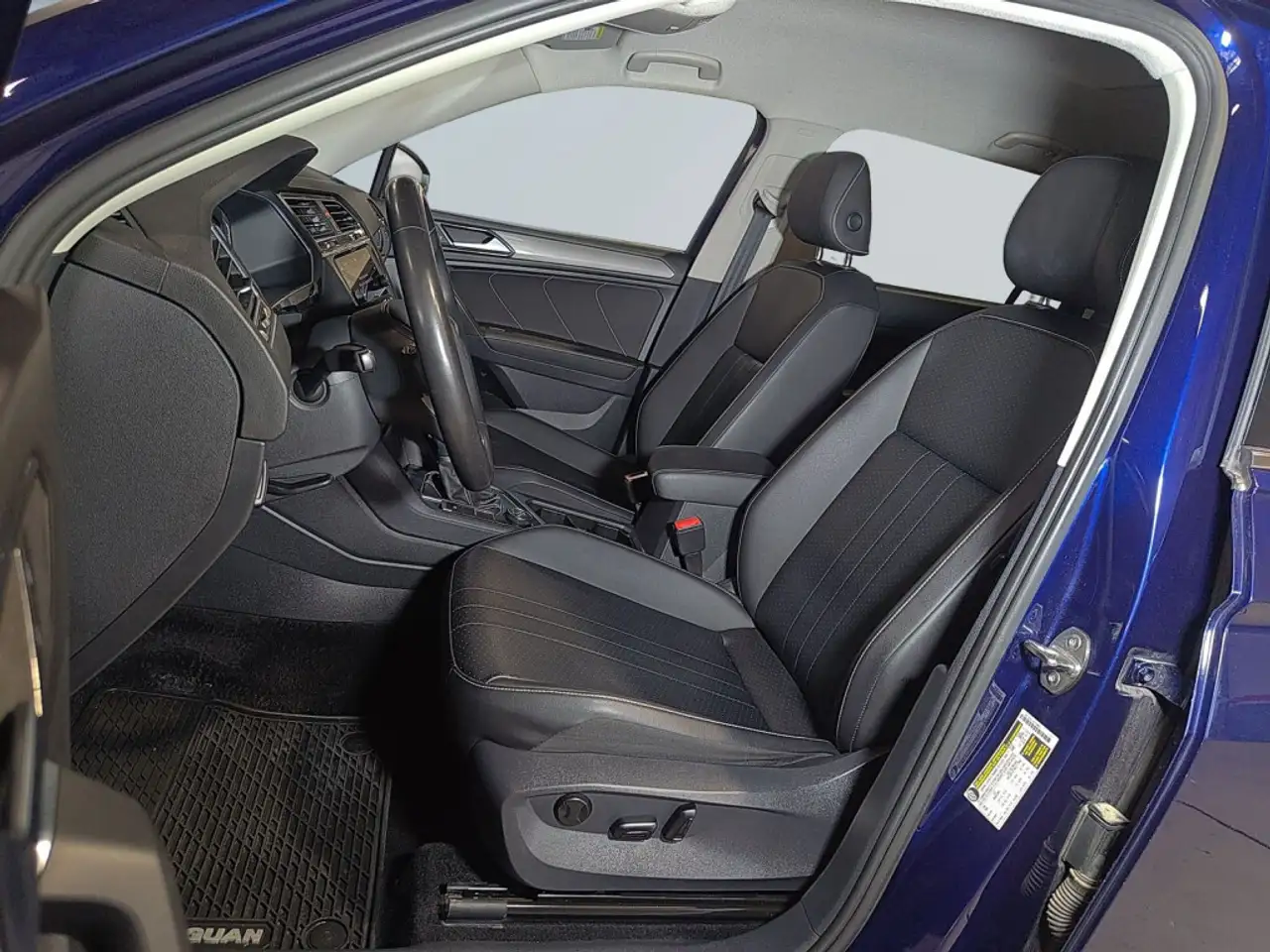 Volkswagen Tiguan снимка Volkswagen Tiguan