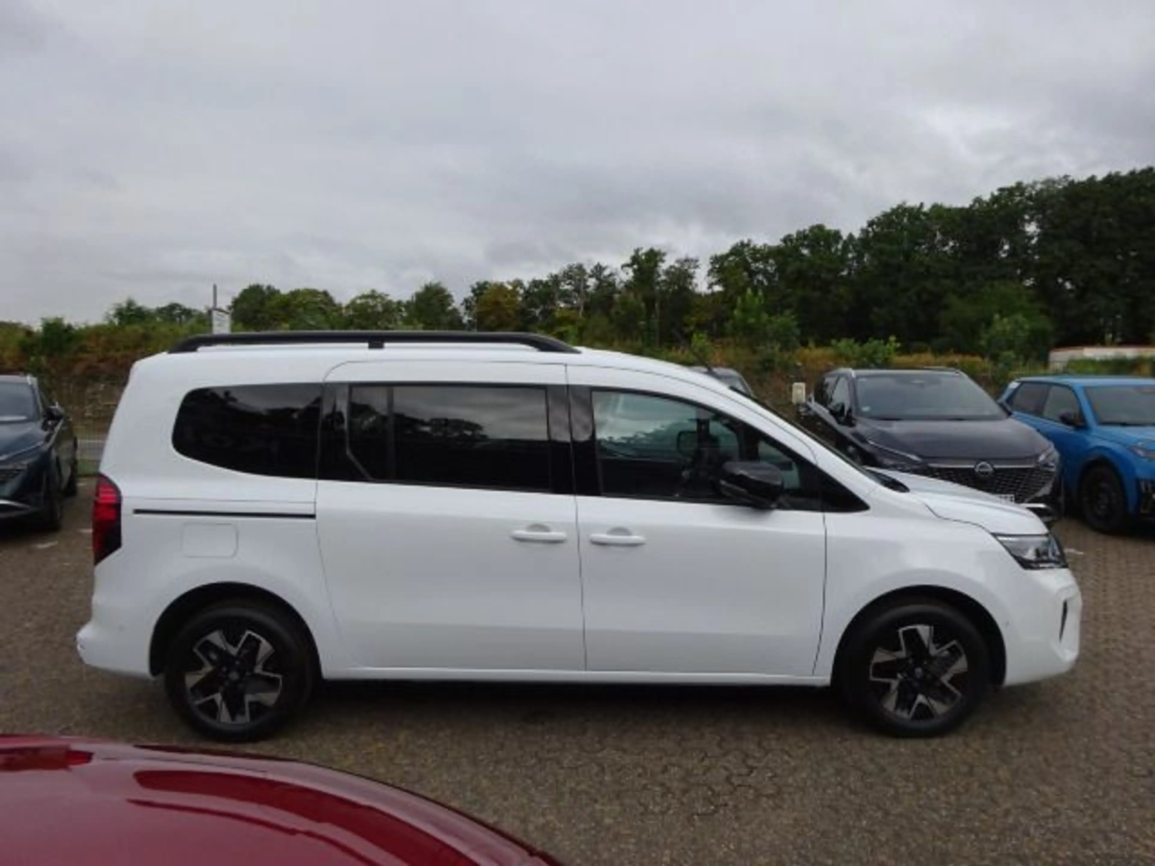 Nissan Townstar Kombi L2 Tekna DCT 360° Kamera — photo 4