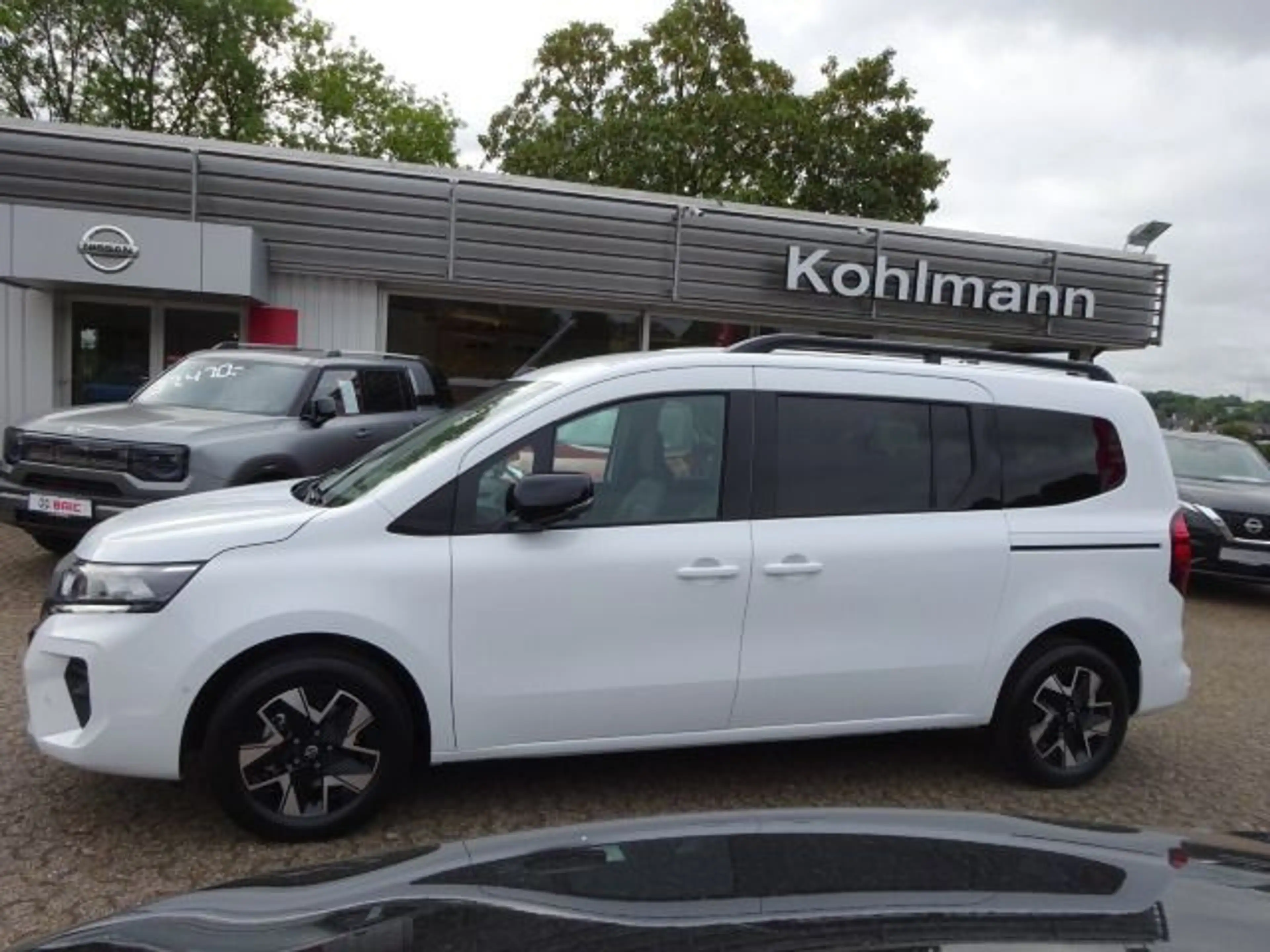Nissan Townstar Kombi L2 Tekna DCT 360° Kamera — photo 8