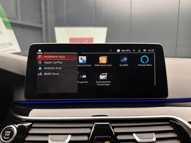 BMW 5 Series view 20