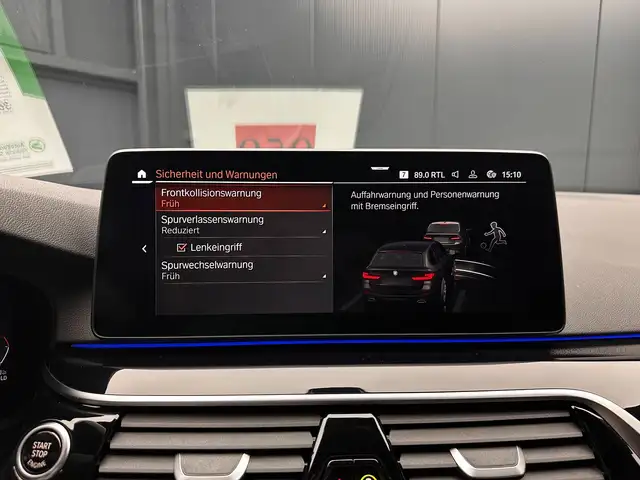 BMW 5 Series view 21
