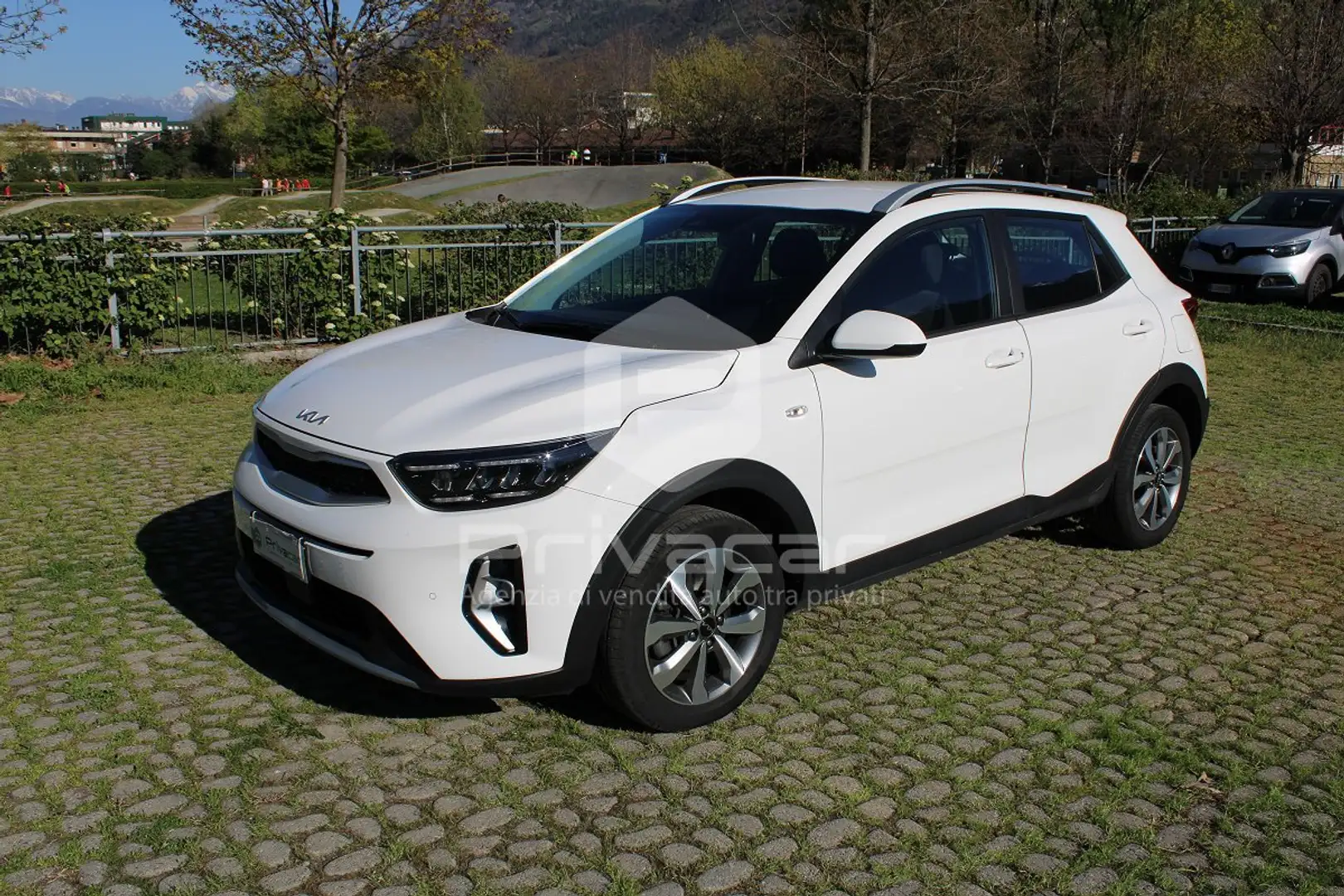 Kia Stonic Stonic 1.0 T-GDi 100 CV MHEV MT Urban Special Edit Wit - 1