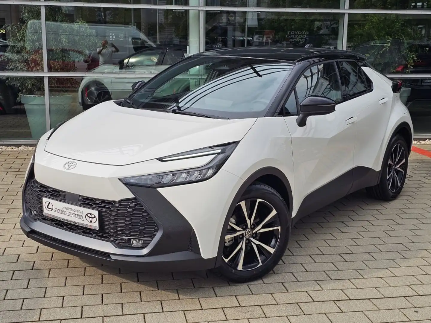 Toyota C-HR 1.8 Hybrid Teamplayer Weiß - 1
