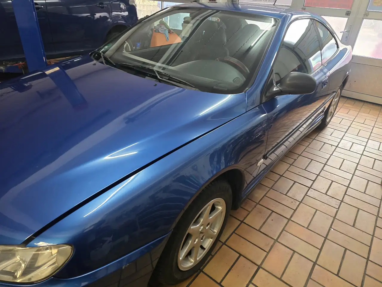 Peugeot 406 Coupe 2.0 16V, foto 4