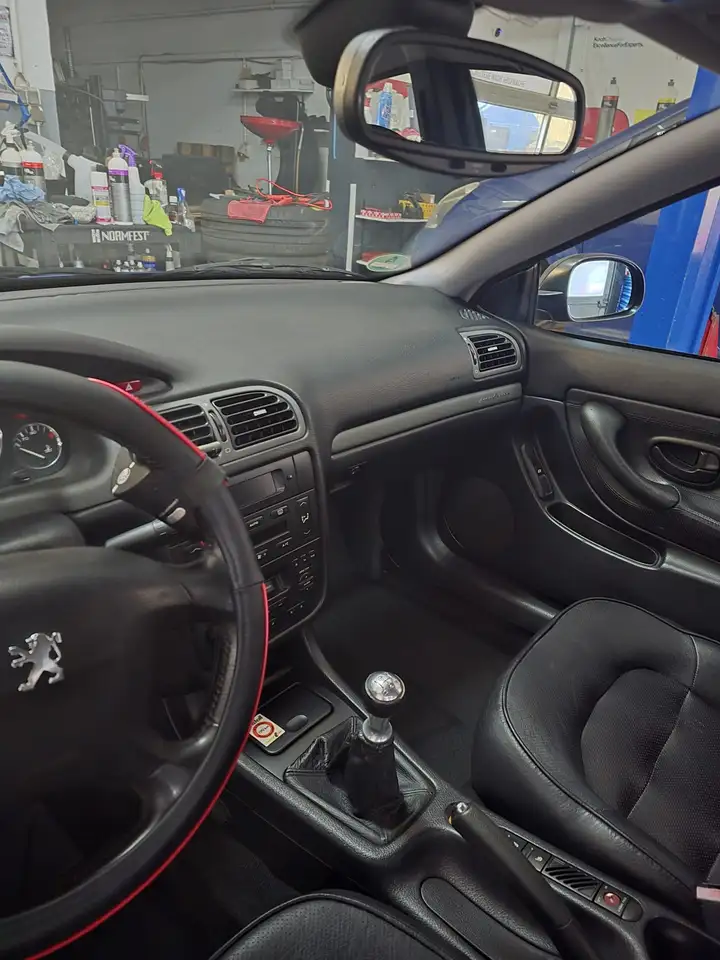 Peugeot 406 Coupe 2.0 16V, foto 11