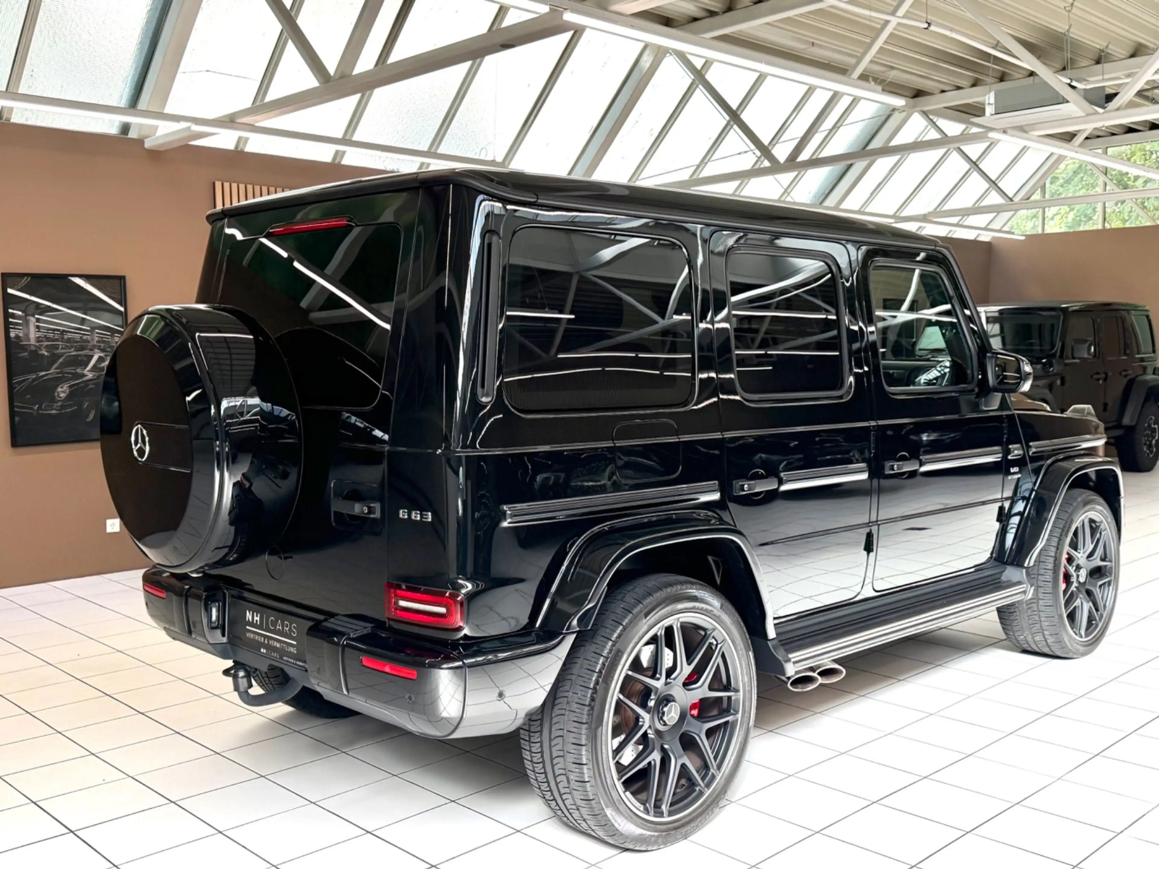 Mercedes-Benz G 63 AMG — photo 7