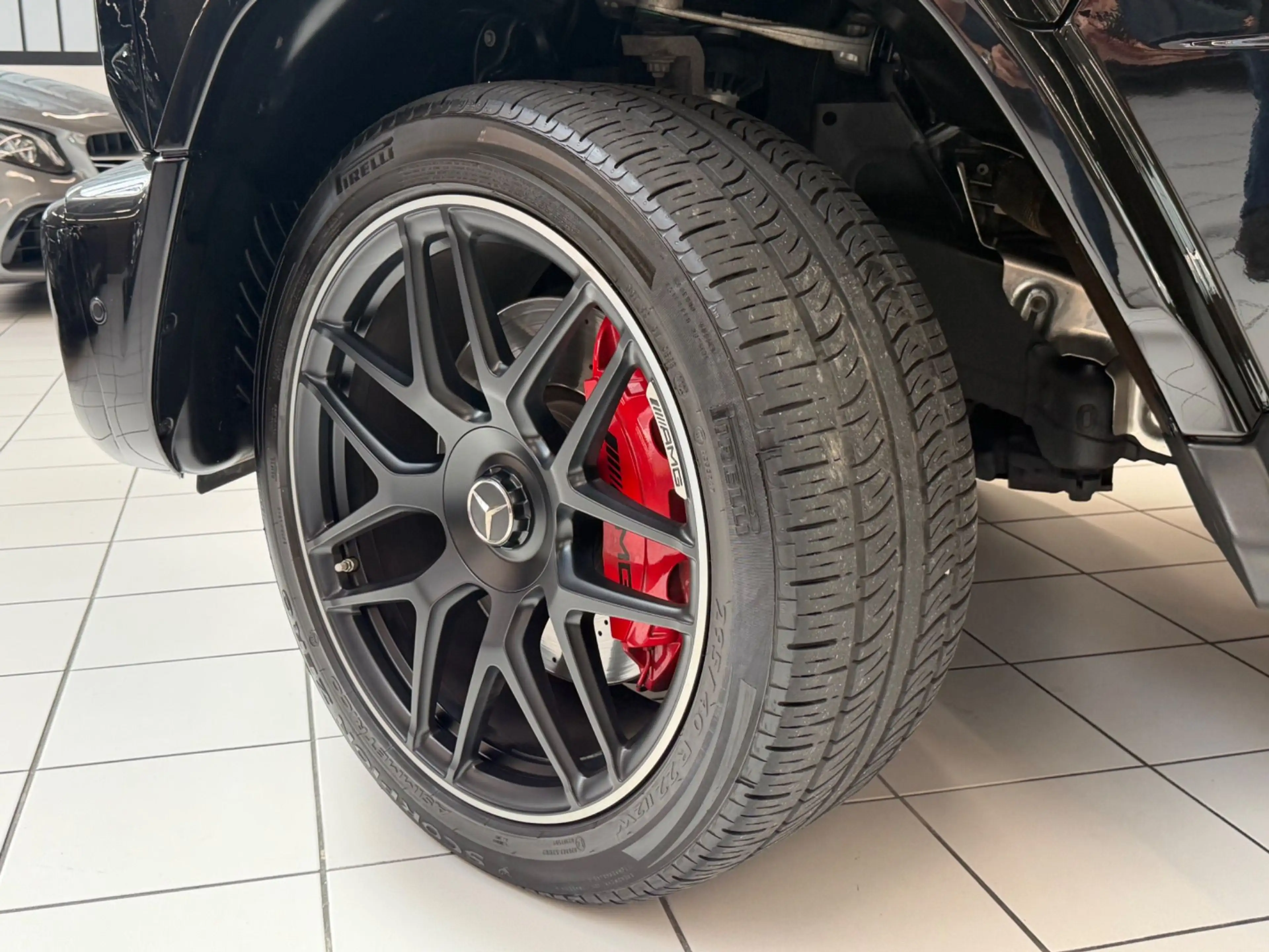 Mercedes-Benz G 63 AMG — photo 10