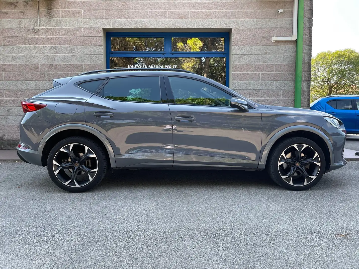 CUPRA Formentor 1.5 TSI 150CV DSG INTERNI PELLE APPLE CARPLAY Grigio - 2