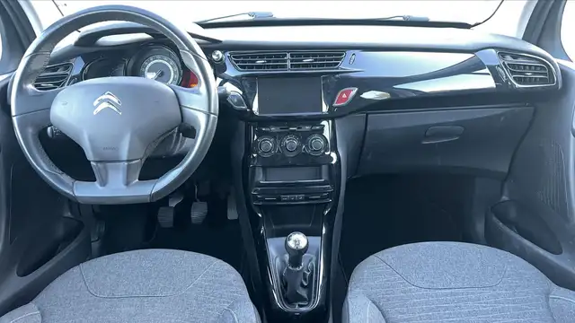 Citroen C3 view 11