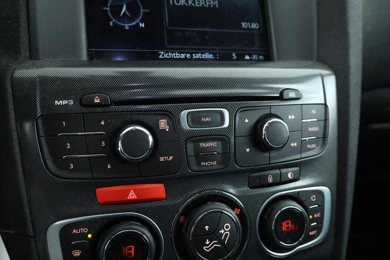 Citroen C4 1.2 PureTech Exclusive Nieuwe db-set, Navigatie, T — photo 22