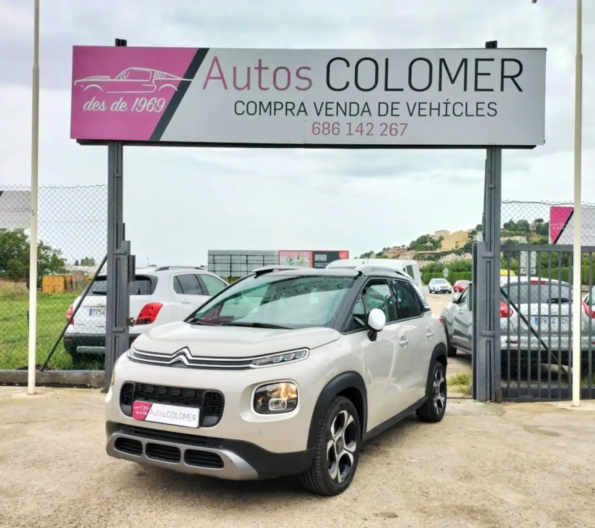 Citroen C3 Aircross BlueHDi S&S Shine EAT6 120 Beige - 2