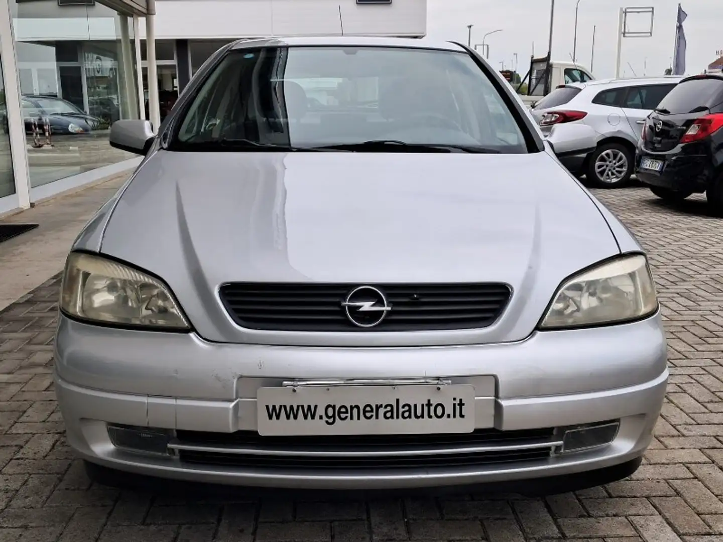 Opel Astra 1.4 5p. Club Gris - 1