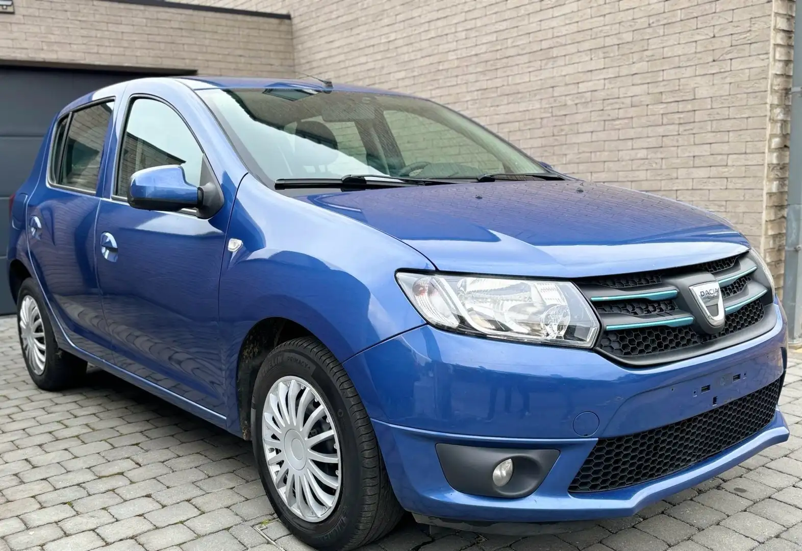 Dacia Sandero 1.5 dCi Laureate Bleu - 2
