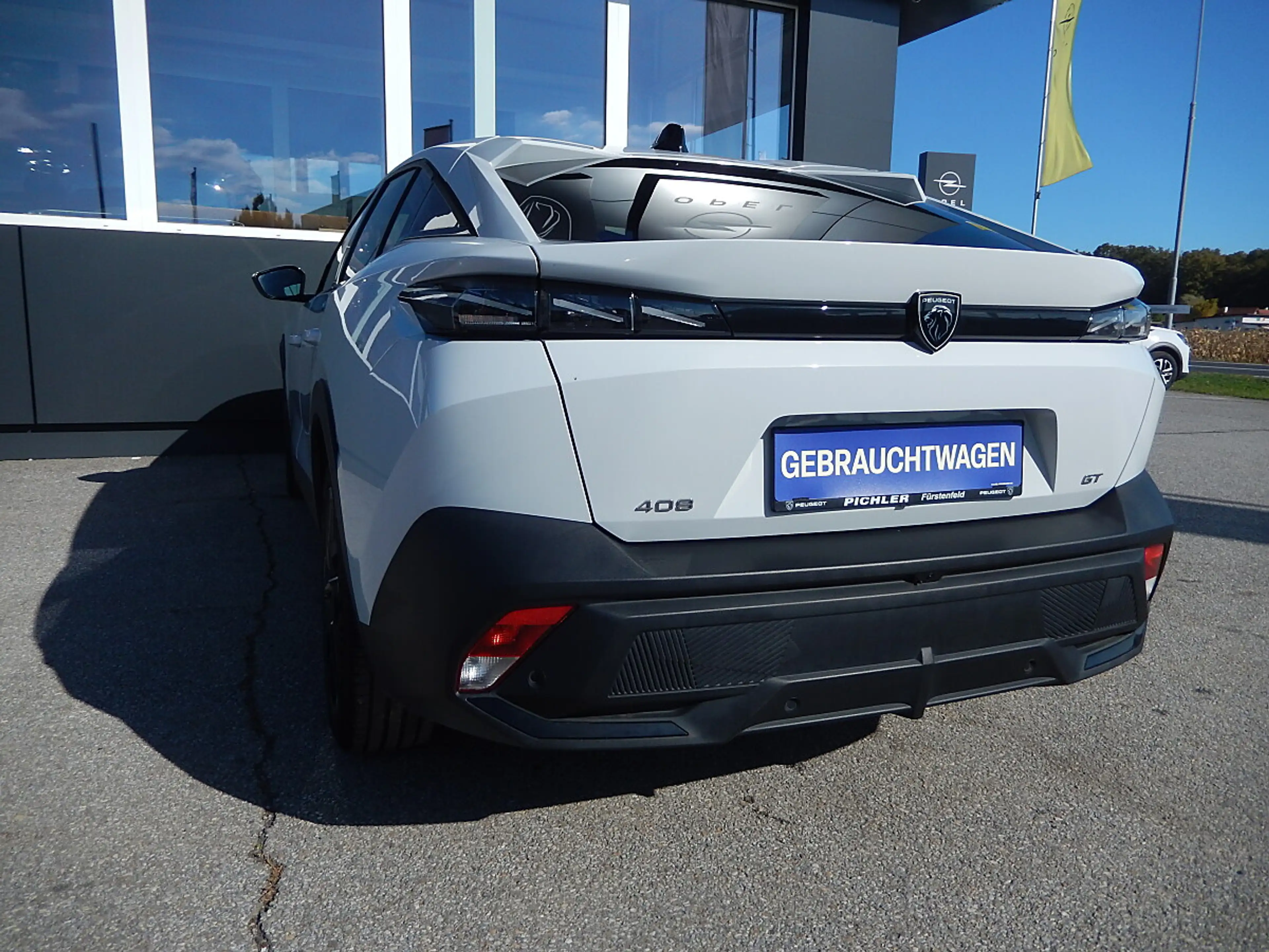 Peugeot 408 PureTech 130 S&S EAT8 GT — photo 6